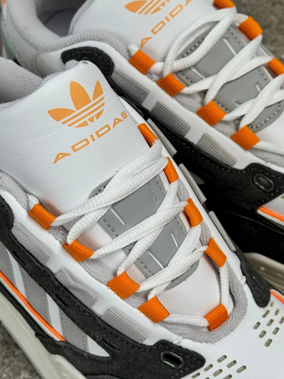 ADI2000 BLANCO GRIS - Image 2