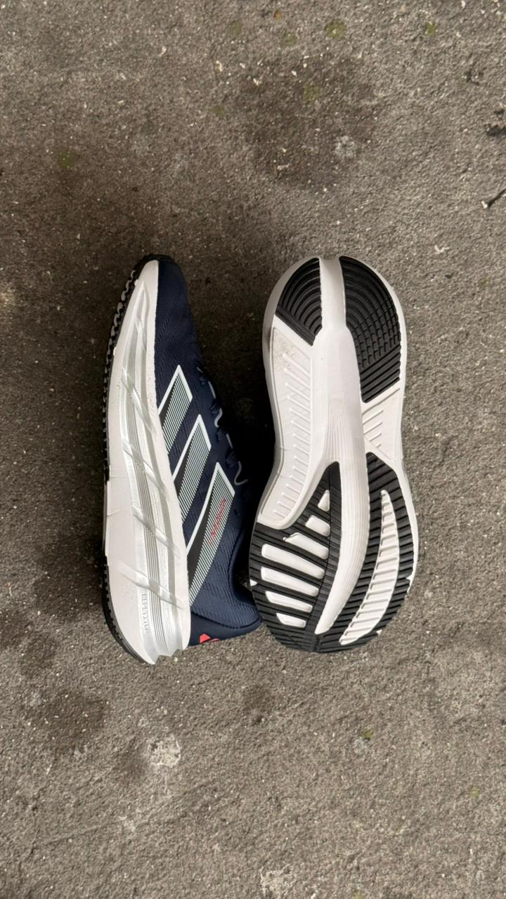 ADIDAS ADISTAR 2026 AZUL TURQUIS - Image 3