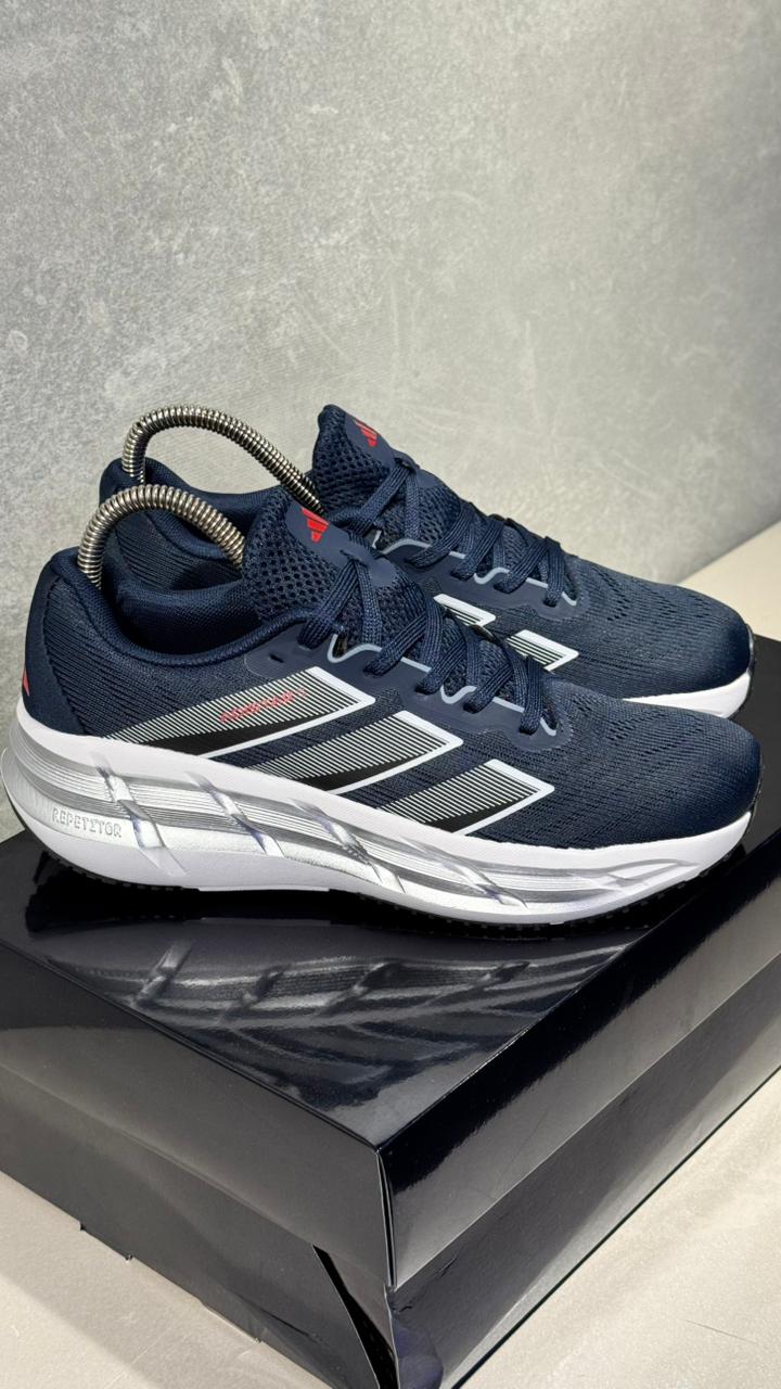 ADIDAS ADISTAR 2026 AZUL TURQUIS - Image 4