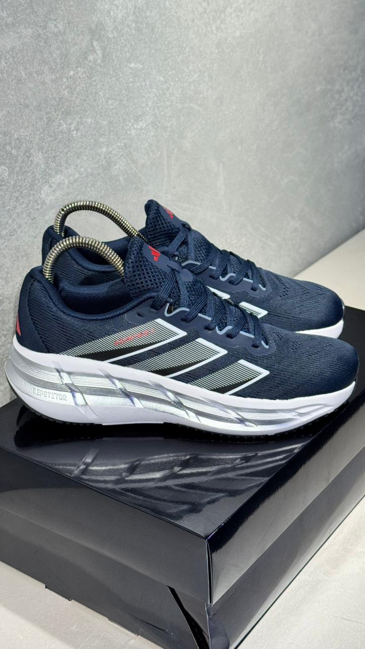 ADIDAS ADISTAR 2026 AZUL TURQUIS - Image 7