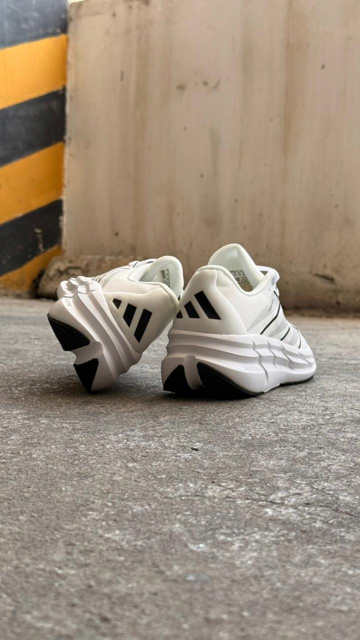 ADIDAS ADISTAR 2026 BLANCO NEGRO - Image 4