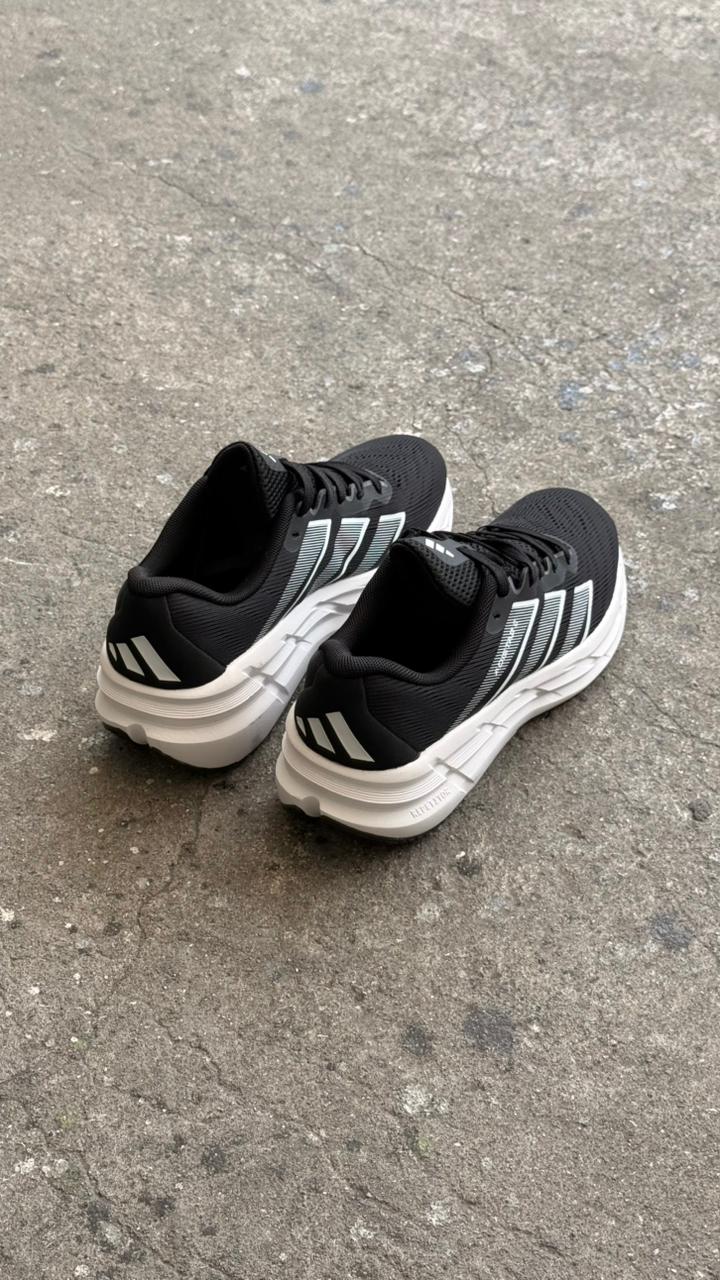 ADIDAS ADISTAR 2026 NEGRO BLANCO - Image 3