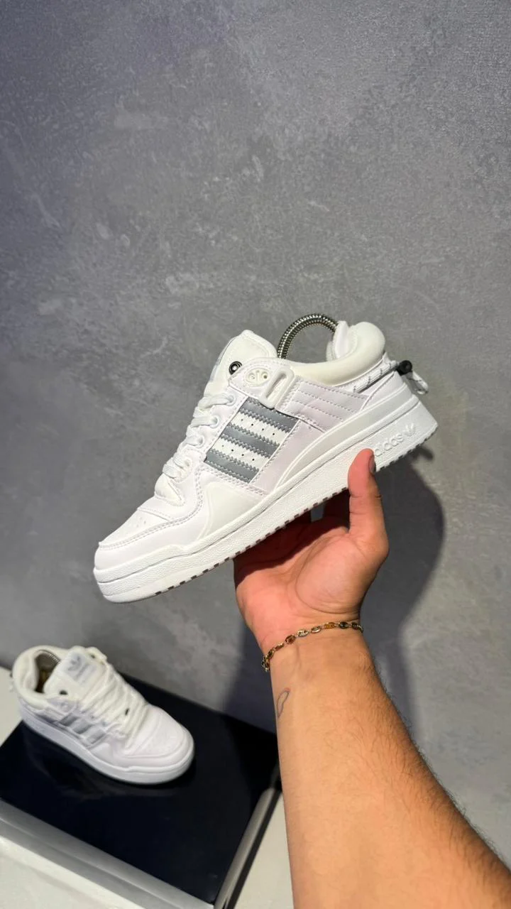 ADIDAS BAD BUNNY BLANCO - Image 5