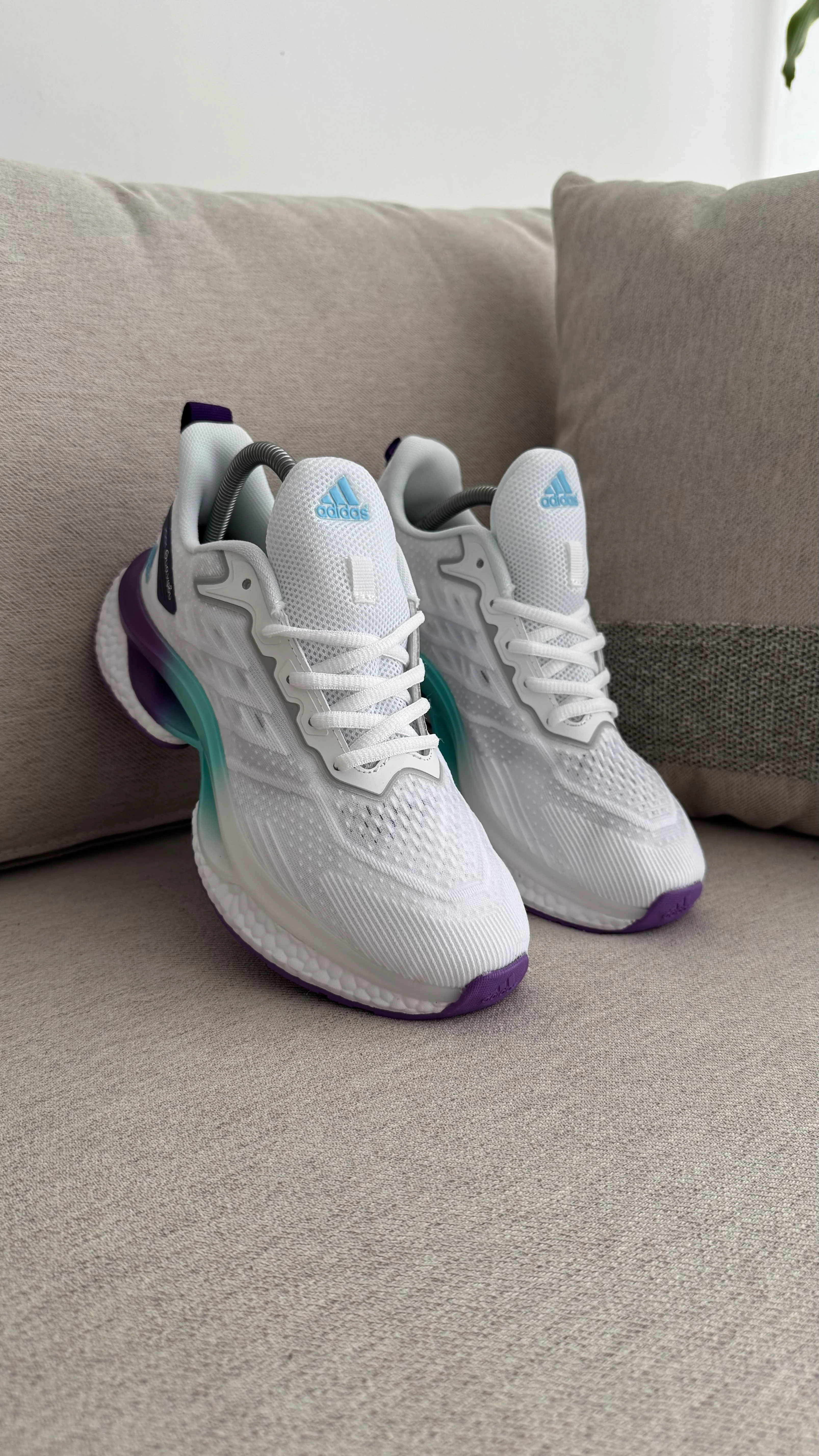ADIDAS BOOST BLANCO MORADO - Image 9