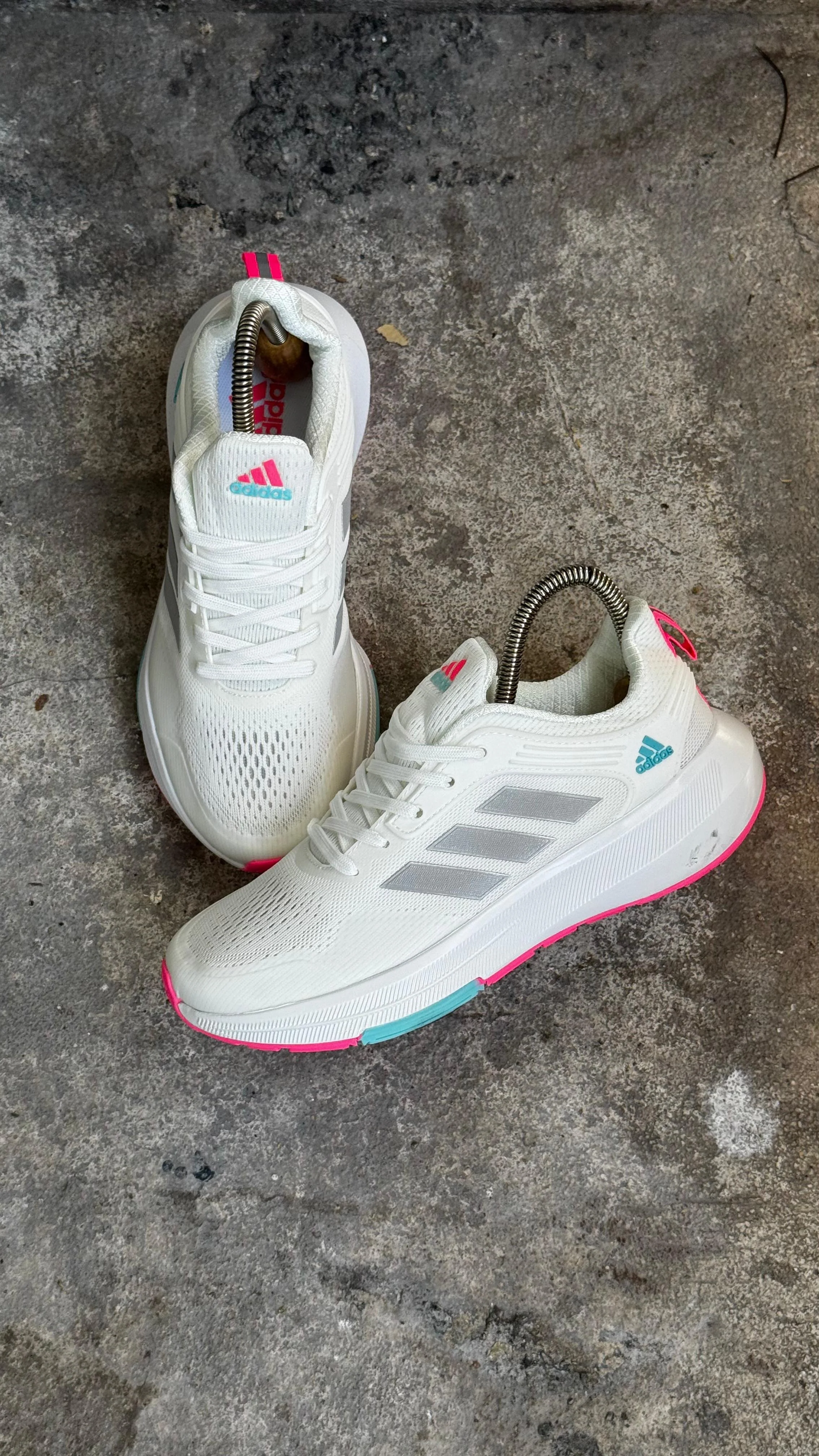 ADIDAS BOUNCE BLANCO FUSCIA - Image 3