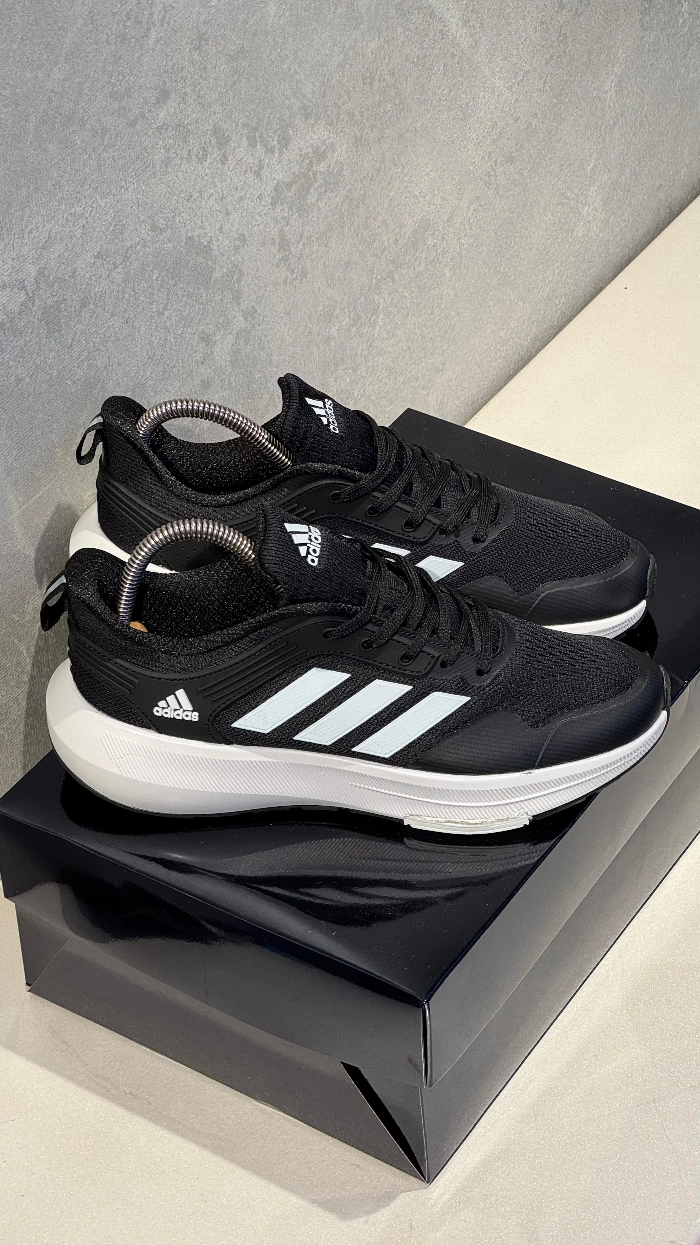 ADIDAS BOUNCE NEGRO BLANCO - Image 3