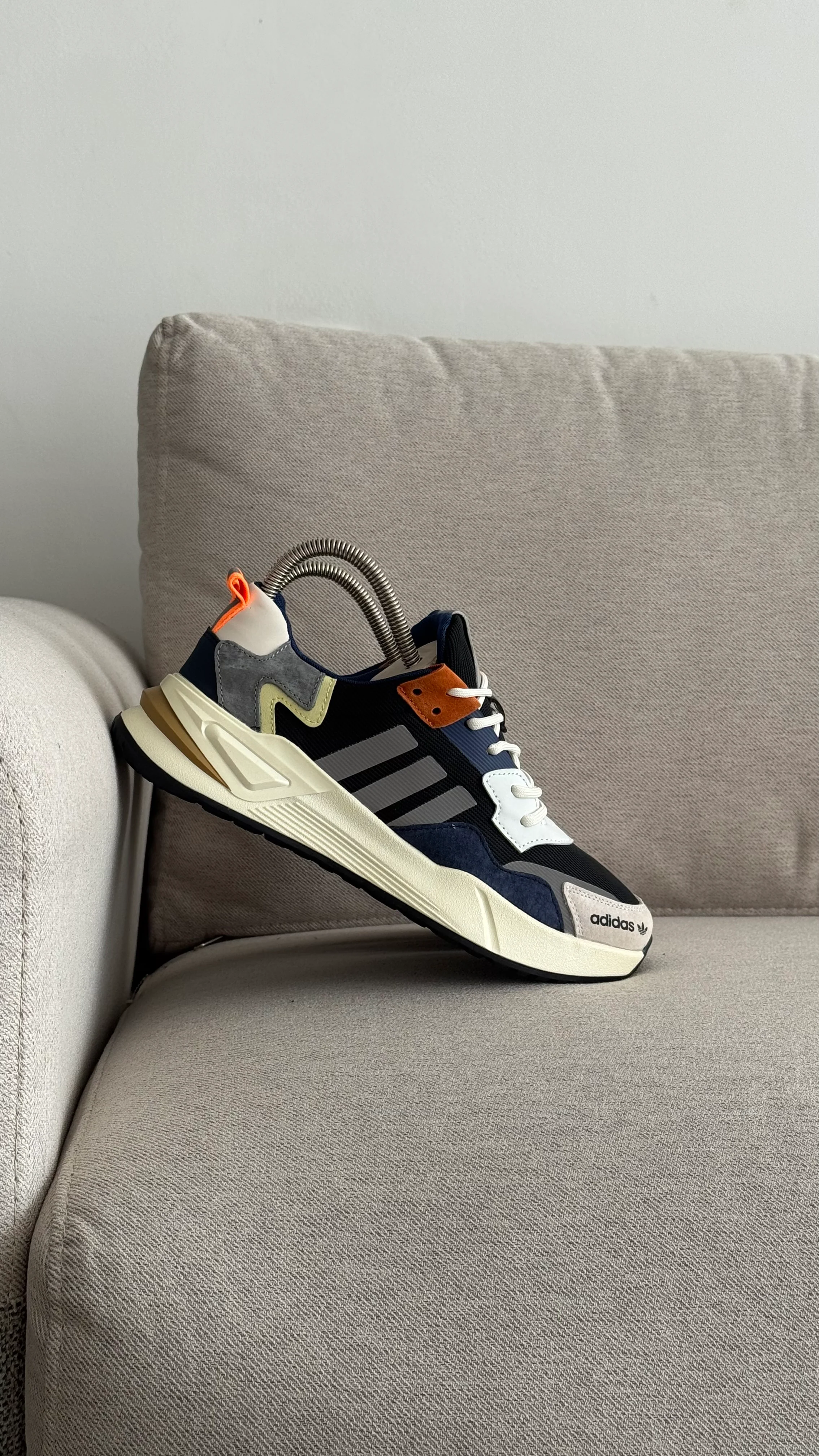 ADIDAS CHINAX NEGRO COLOR PROMO - Image 5
