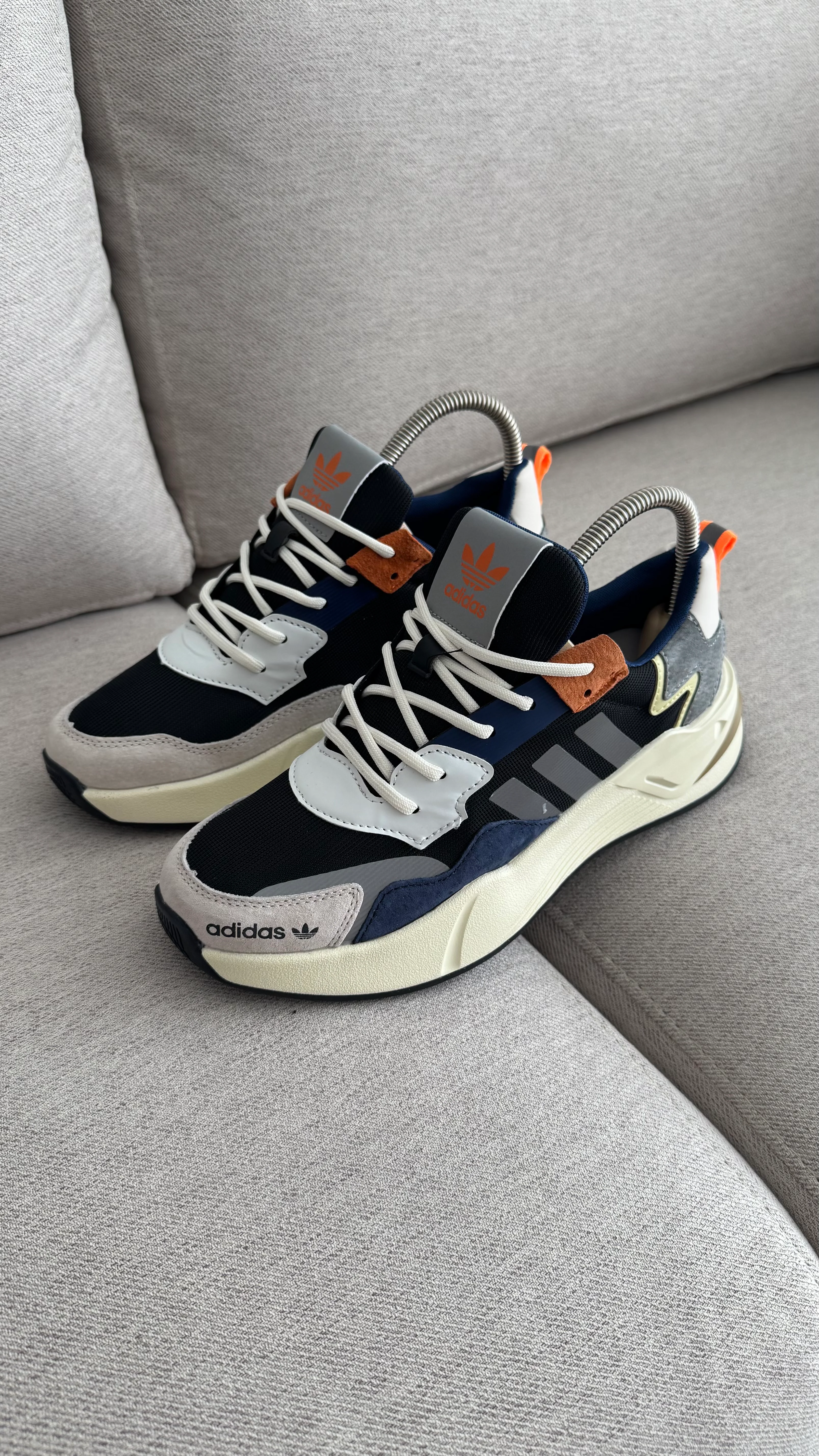 ADIDAS CHINAX NEGRO COLOR PROMO - Image 7