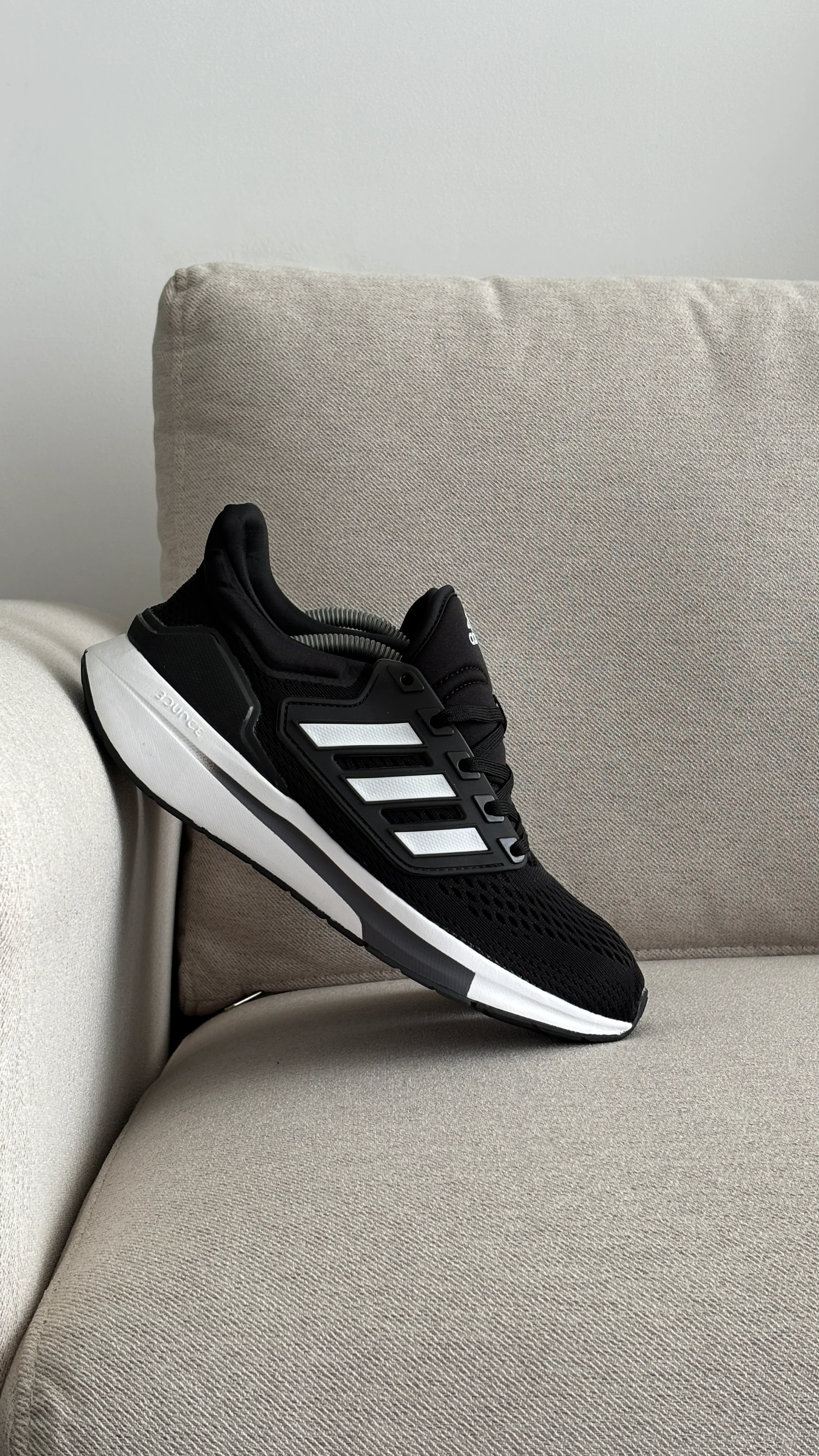 ADIDAS EQ 21 NEGRO BLANCO - Image 5
