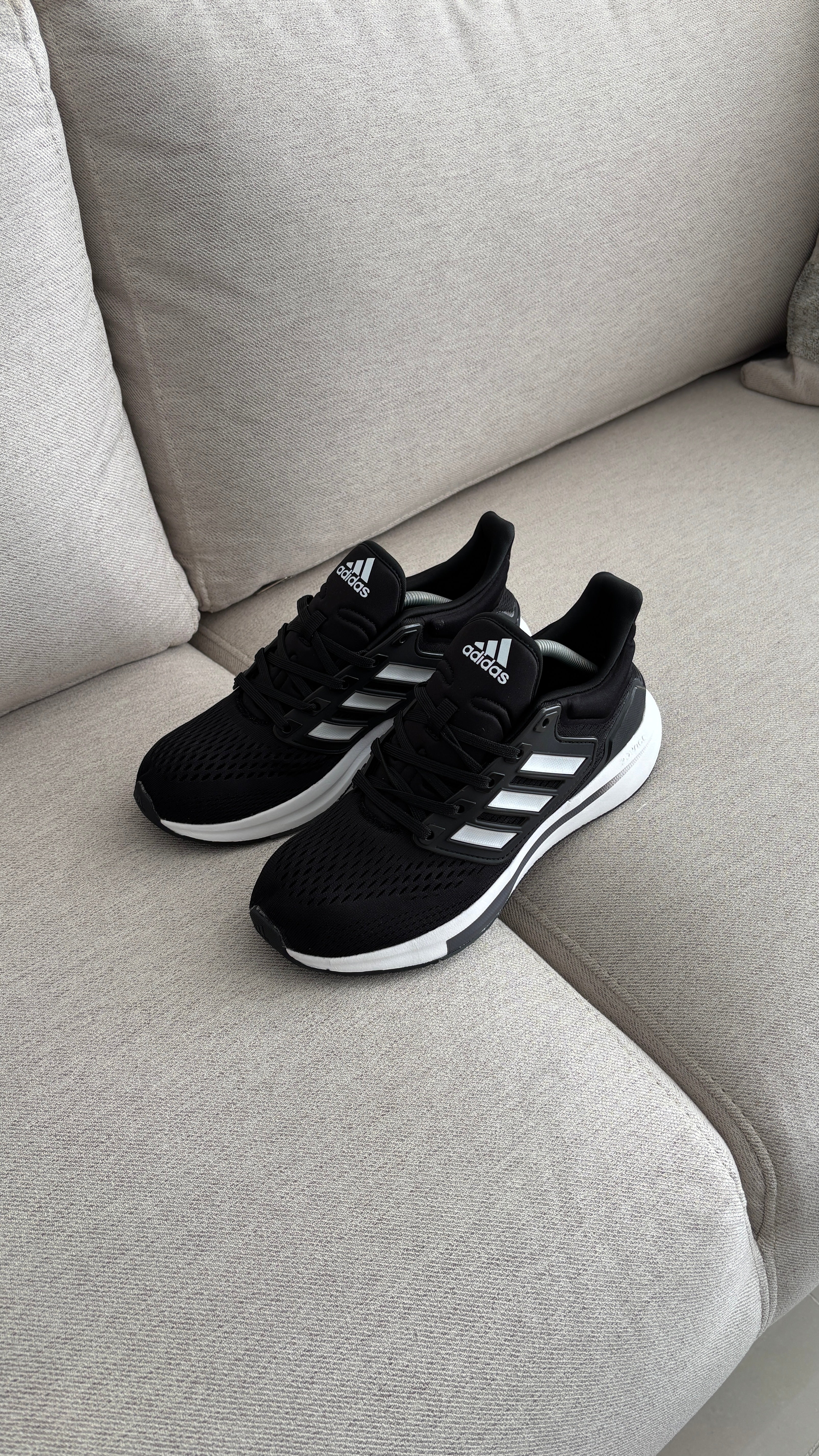 ADIDAS EQ 21 NEGRO BLANCO - Image 7