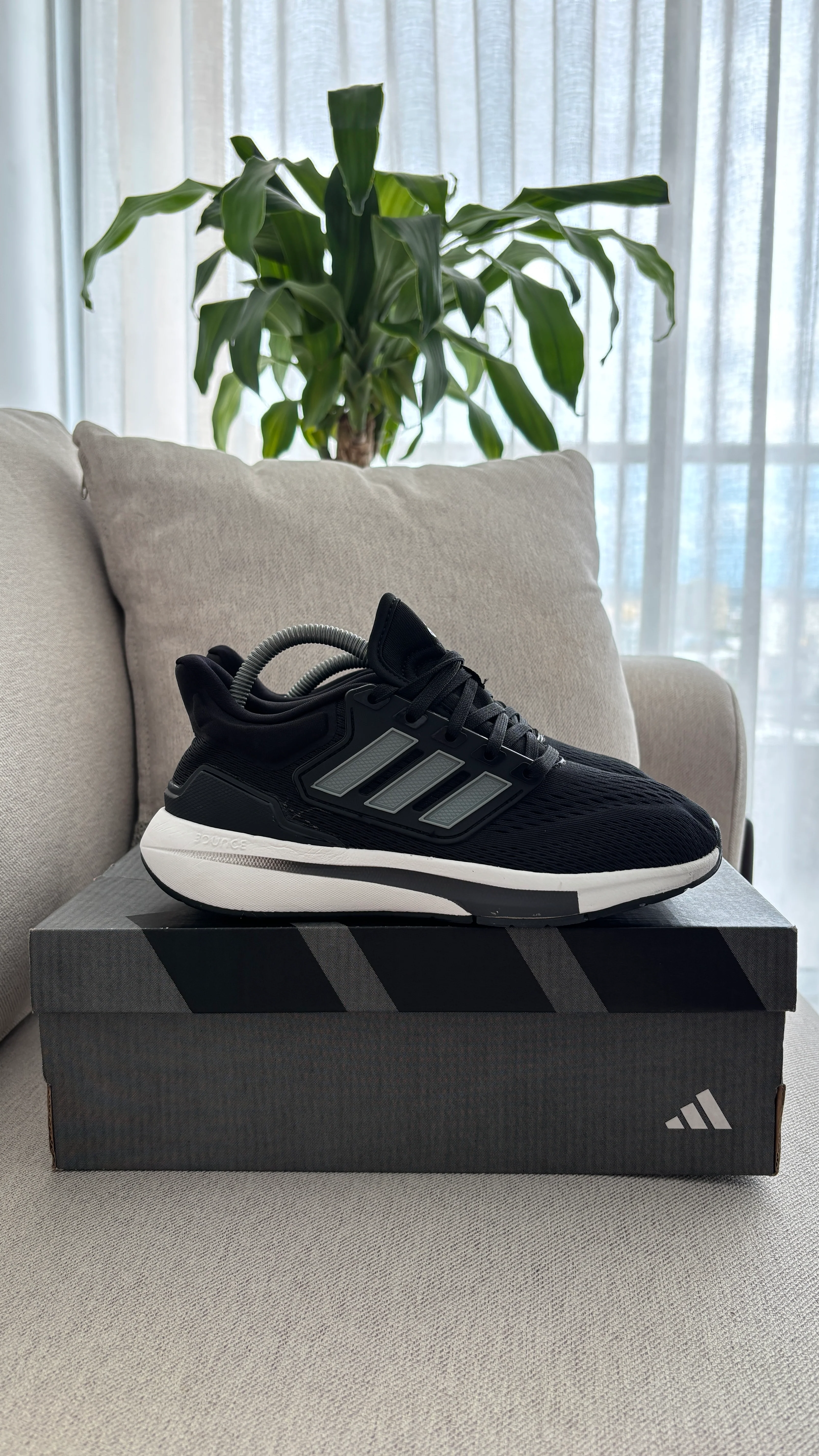 ADIDAS EQ21 NEGRO GRIS - Image 5