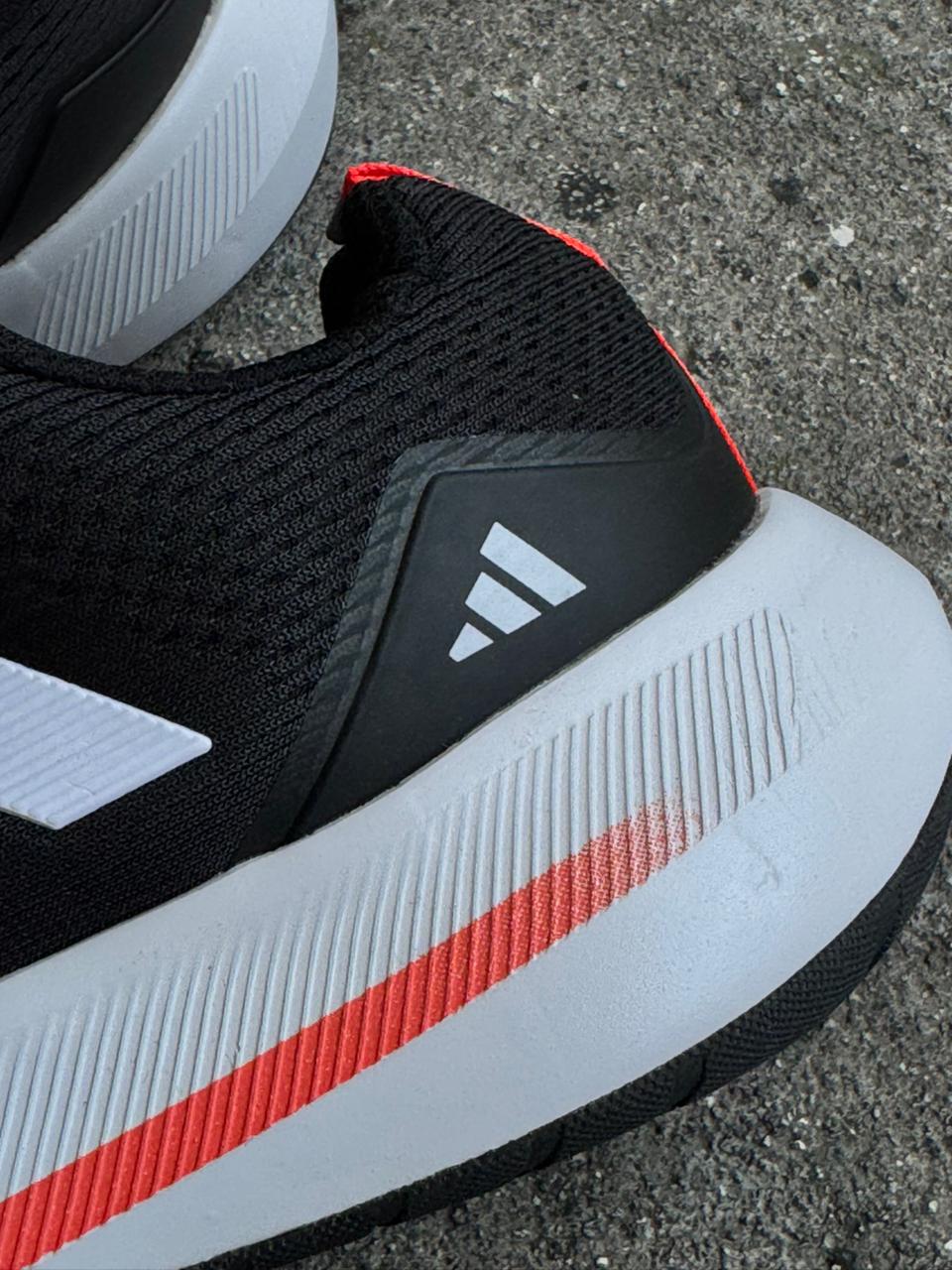 ADIDAS EQ22 NEGRO BLANCO NARANJA - Image 3