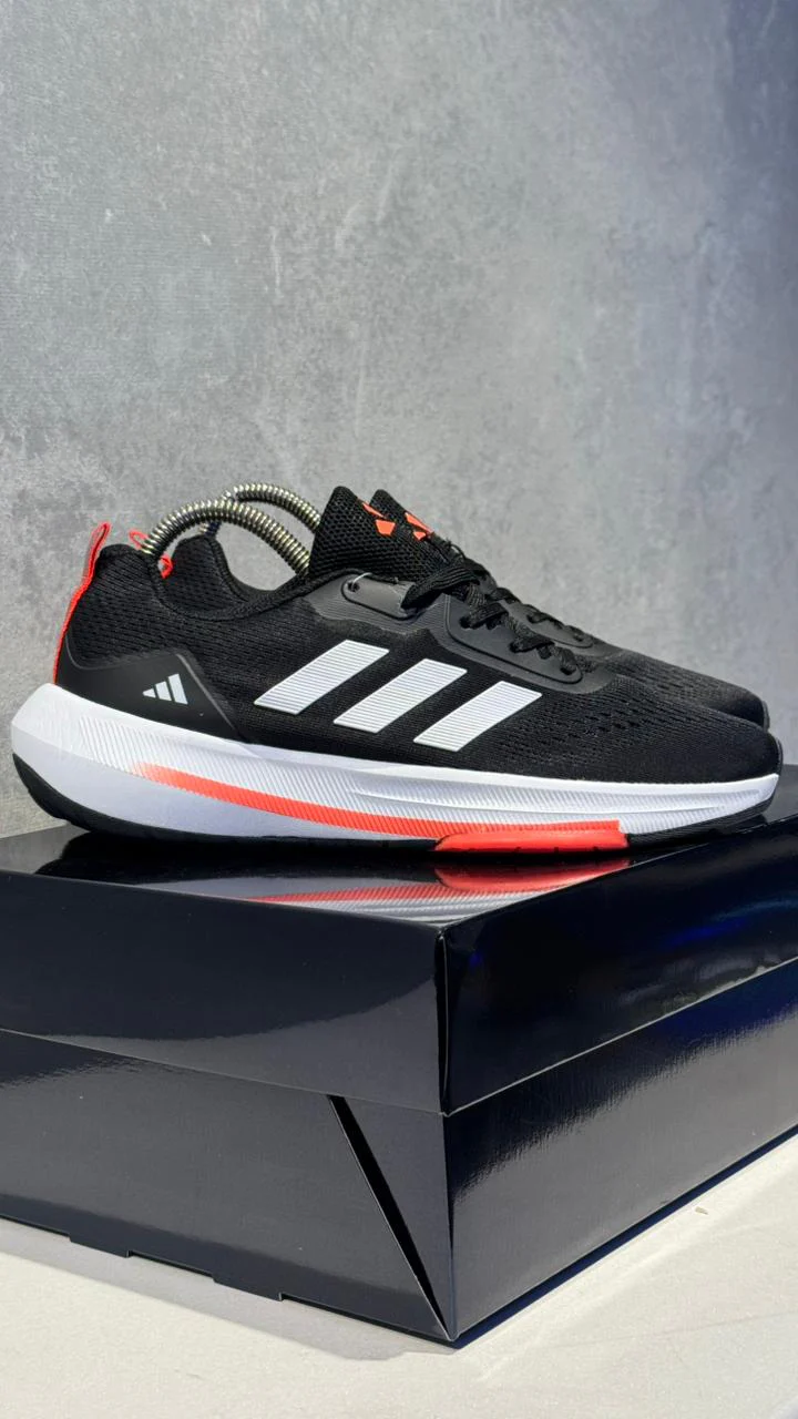 ADIDAS EQ22 NEGRO BLANCO NARANJA - Image 5