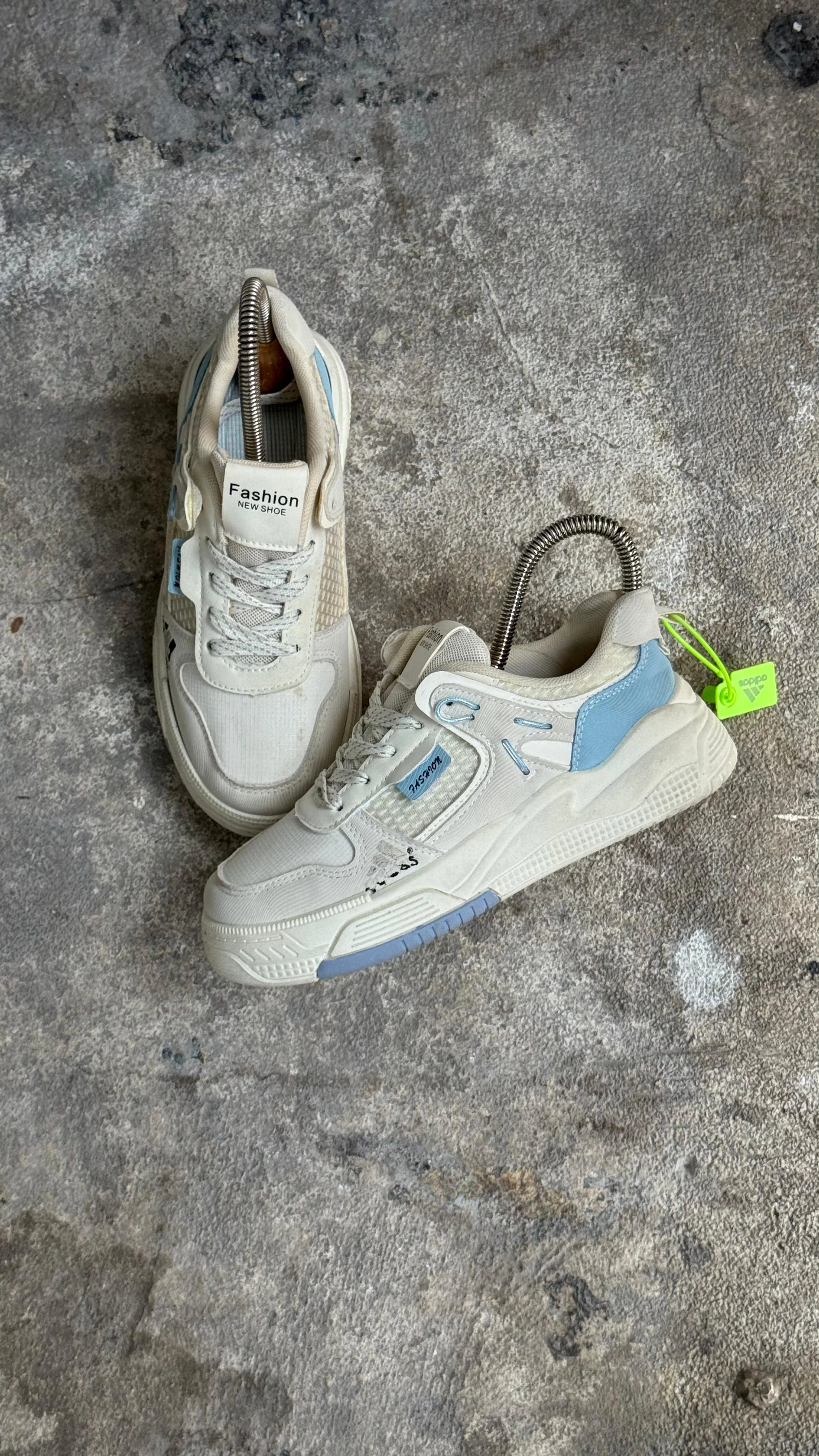 ADIDAS FASHION BEIGE AZUL PROMO - Image 3
