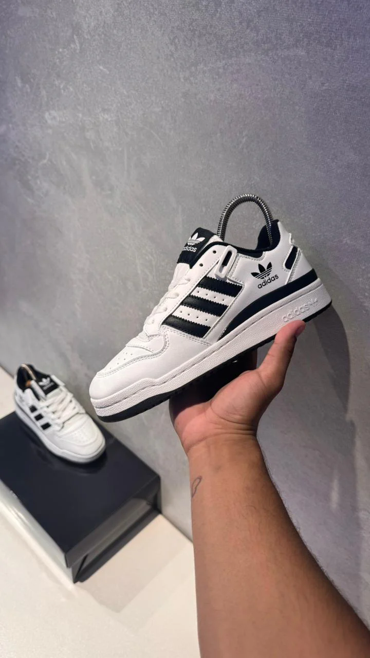 ADIDAS FORUM BLANCO NEGRO - Image 7