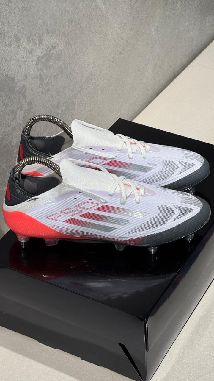 ADIDAS GUAYO F50 GRIS ROJO - Image 4