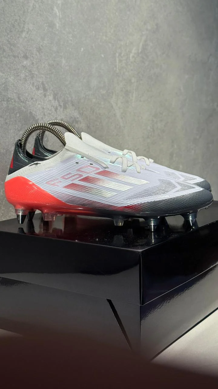 ADIDAS GUAYO F50 GRIS ROJO - Image 5