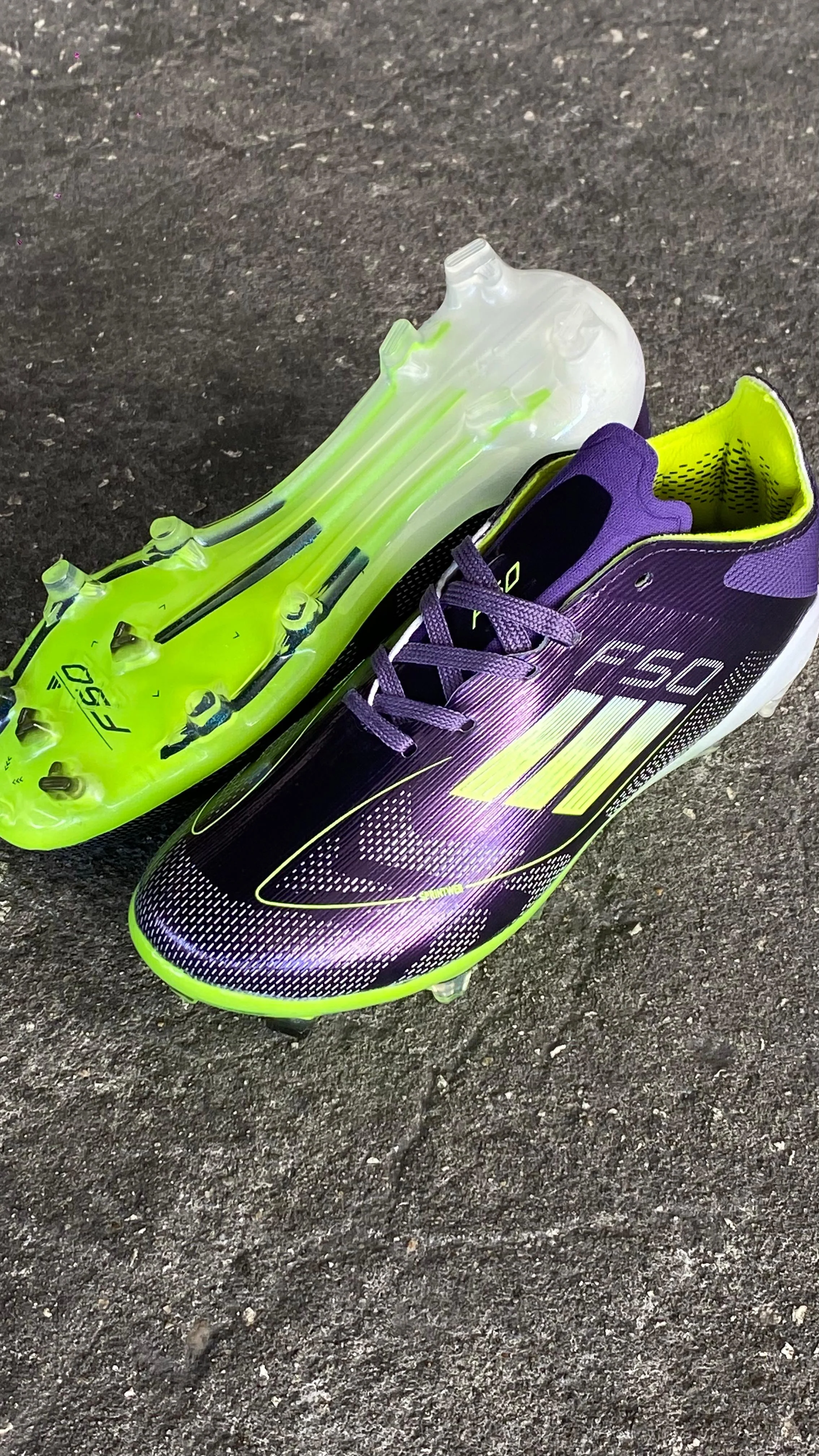 ADIDAS GUAYO F50 NIÑO NEGRO VERDE - Image 5