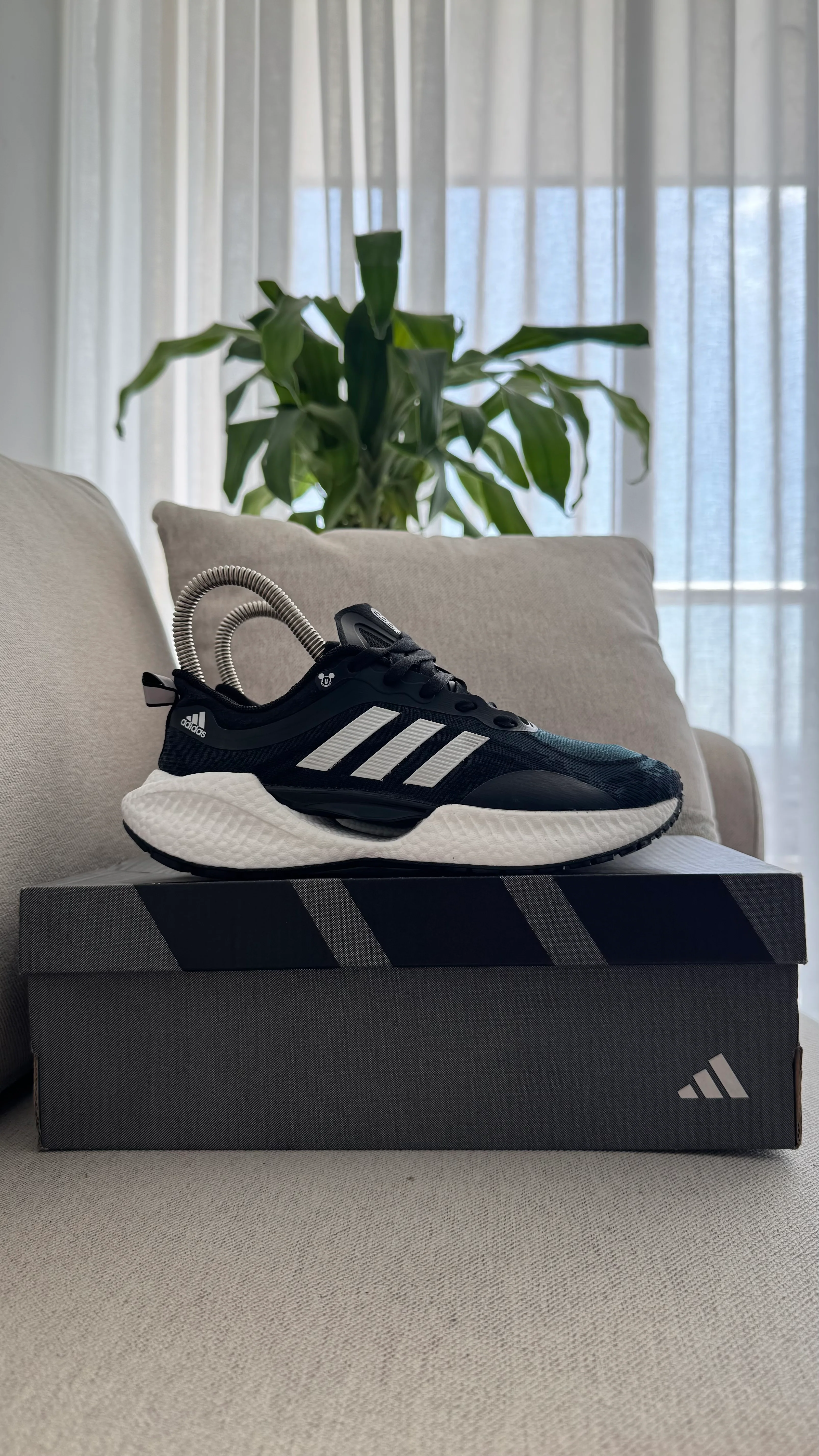 ADIDAS MICKEY NEGRO BLANCO PROMO - Image 3