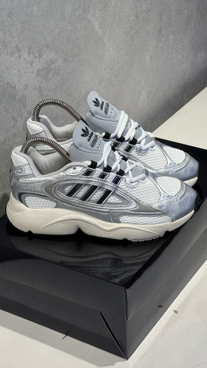 ADIDAS OZMILLEN GRIS NEGRO - Image 4