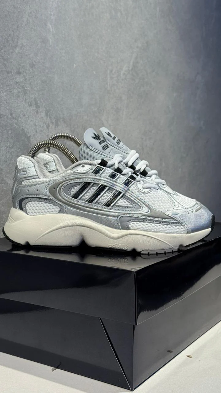 ADIDAS OZMILLEN GRIS NEGRO - Image 5