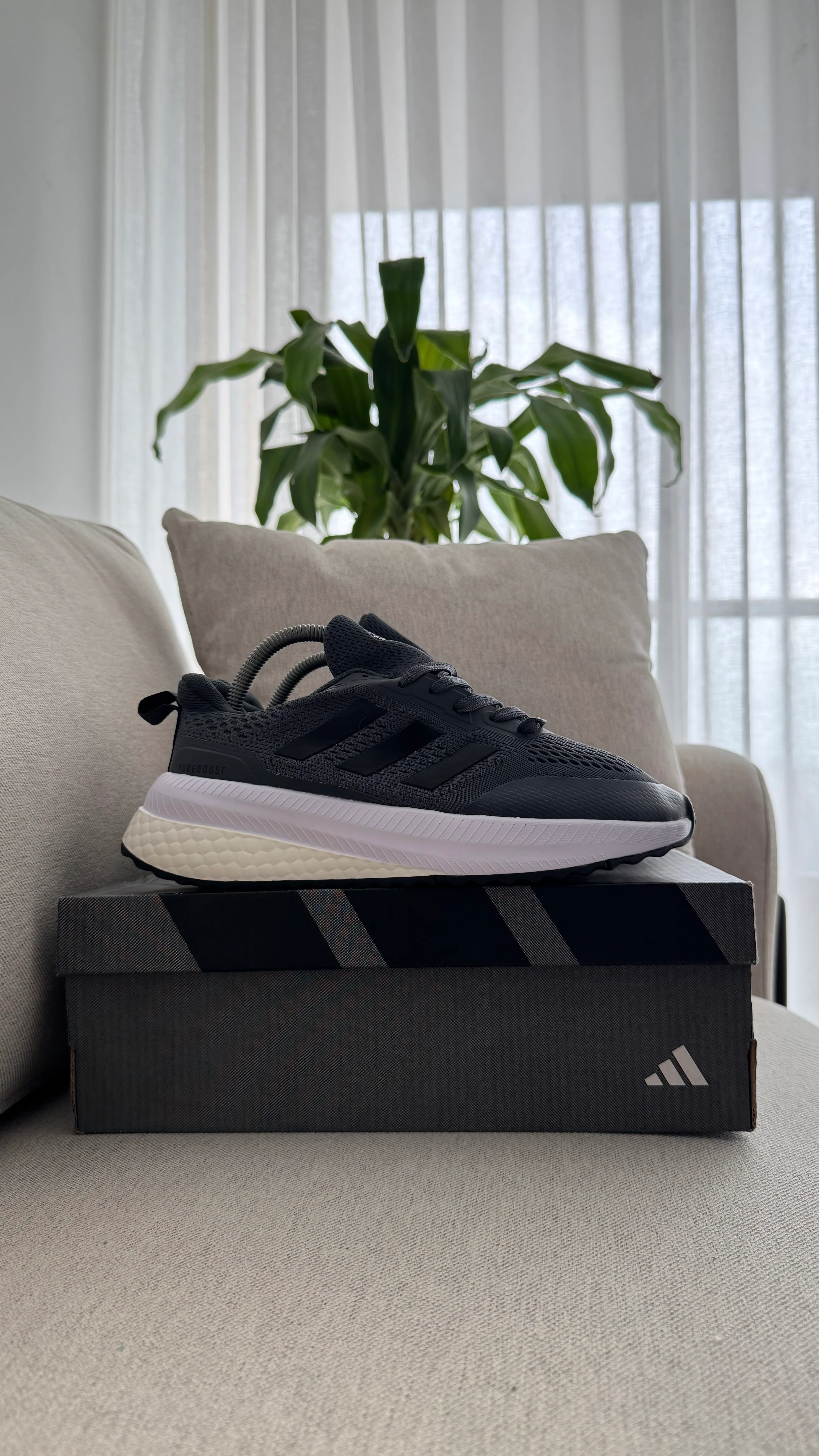 ADIDAS PUREBOOST GRIS PROMO - Image 4