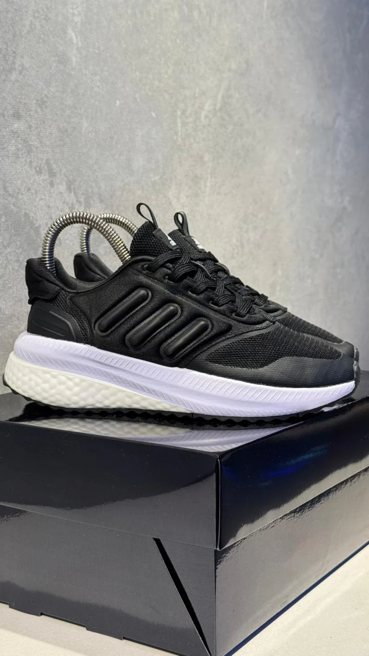 ADIDAS PUREBOOST NEGRO BLANCO - Image 2