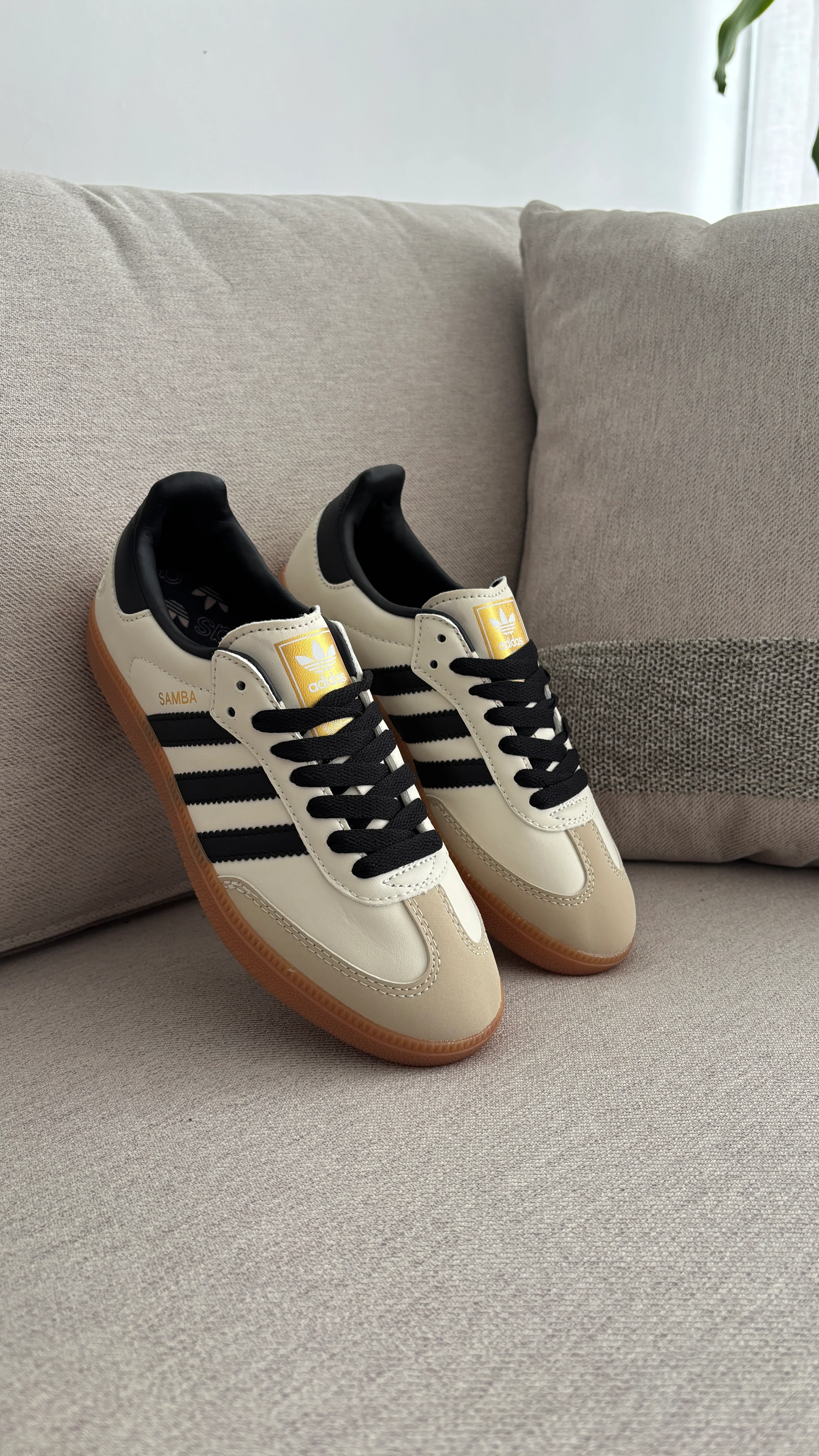 ADIDAS SAMBA BLANCO NEGRO - Image 10
