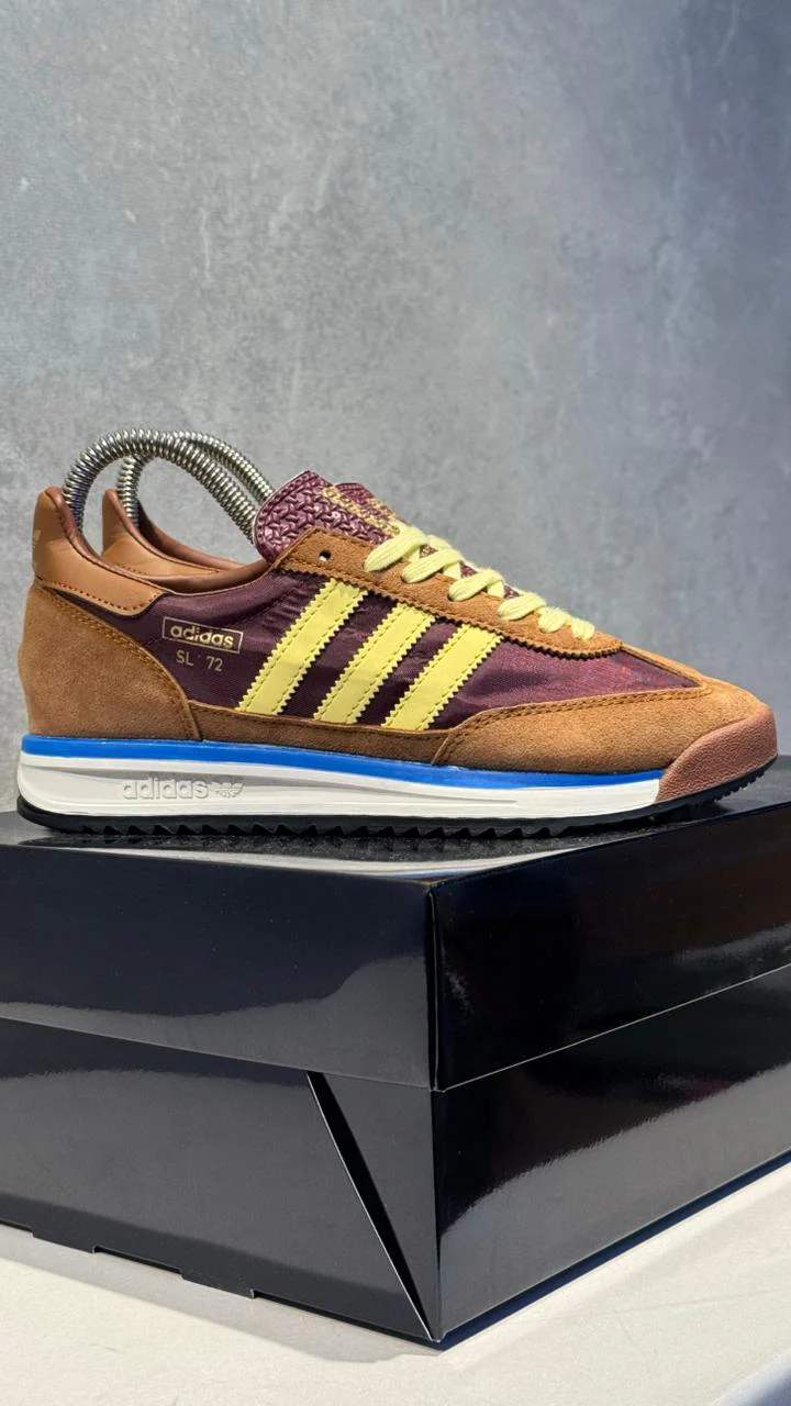 ADIDAS SL CAFE AMARILLO - Image 5