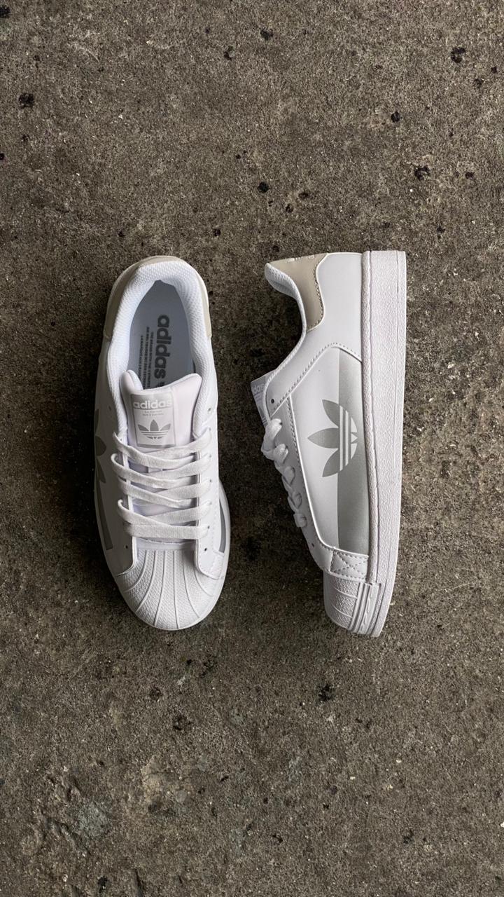 ADIDAS SUPER STAR BLANCO GRIS - Image 3