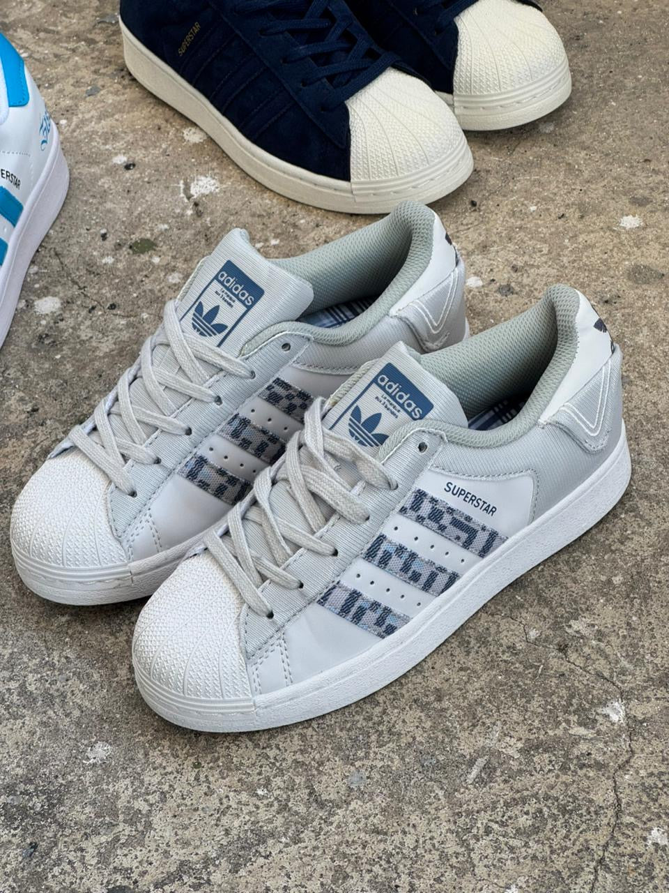 ADIDAS SUPER STAR BLANCO VERDE CAMUFLADO