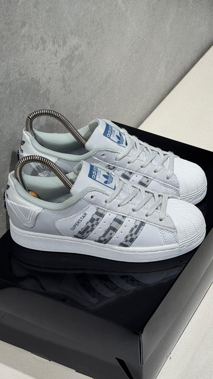 ADIDAS SUPER STAR BLANCO VERDE CAMUFLADO - Image 3