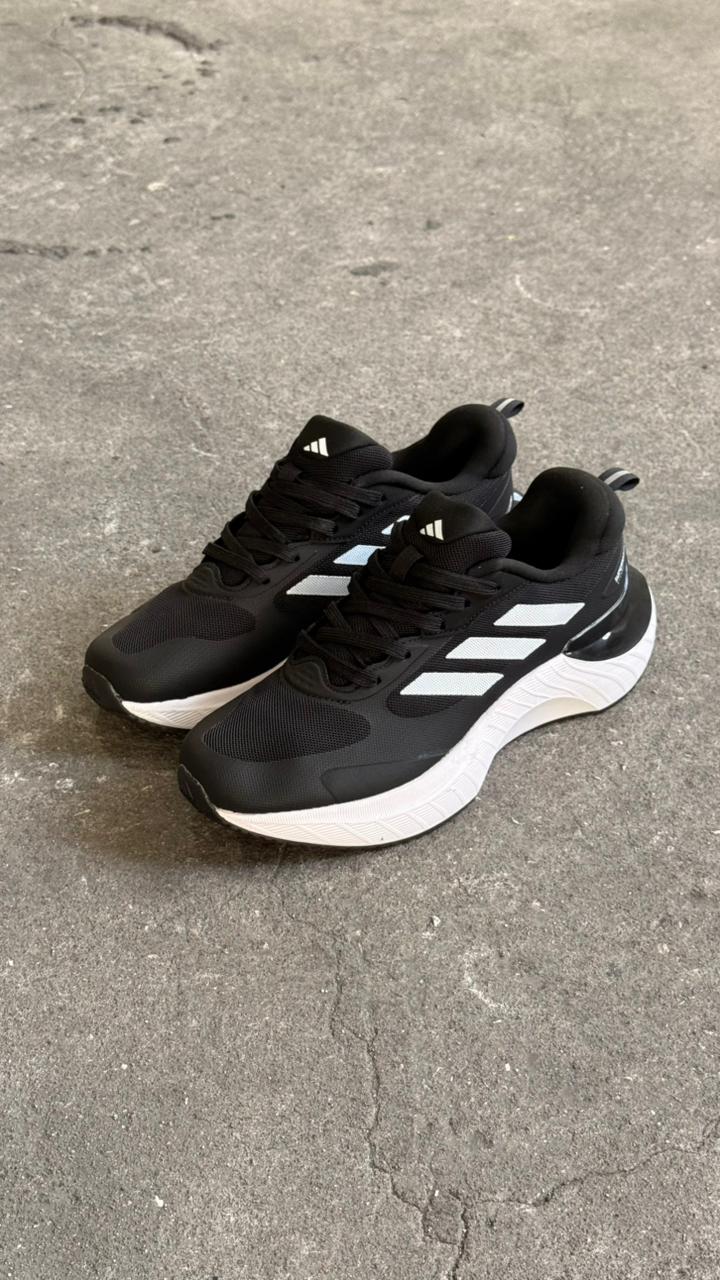ADIDAS SUPERMAGMA NEGRO BLANCO - Image 2