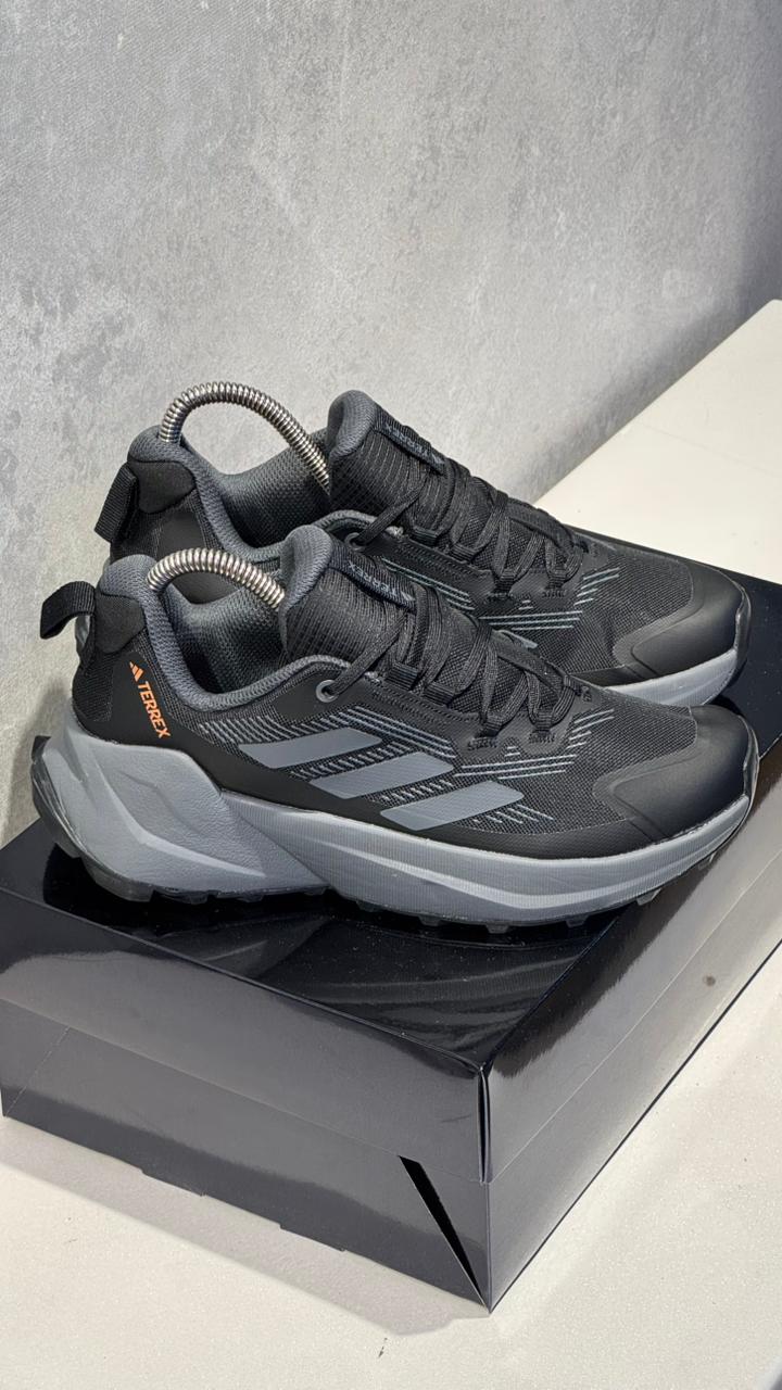 ADIDAS TERREX 2025 NEGRO GRIS - Image 5
