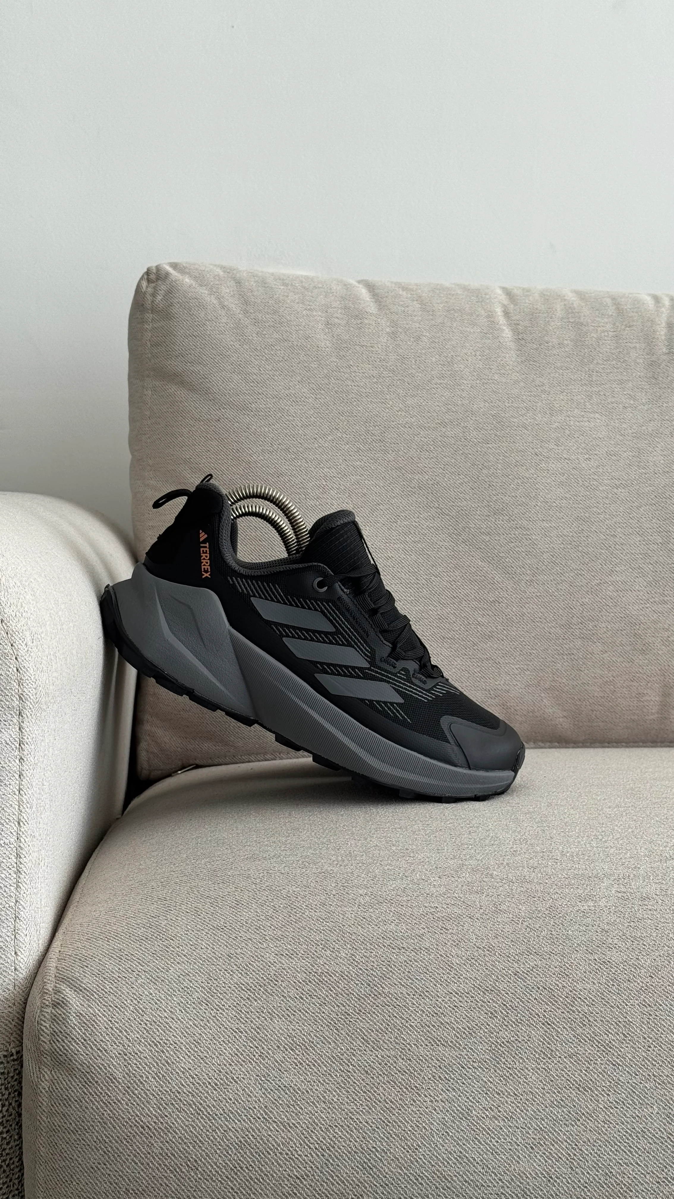 ADIDAS TERREX 2025 NEGRO GRIS - Image 9