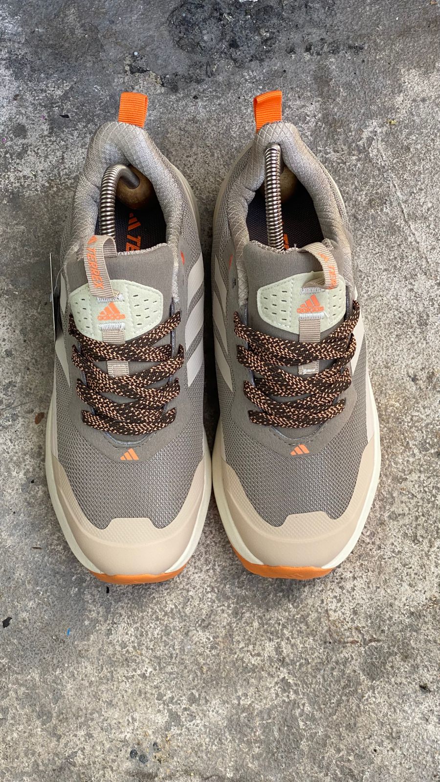 ADIDAS TERREX 2026 BEIGE GRIS NARANJA - Image 2