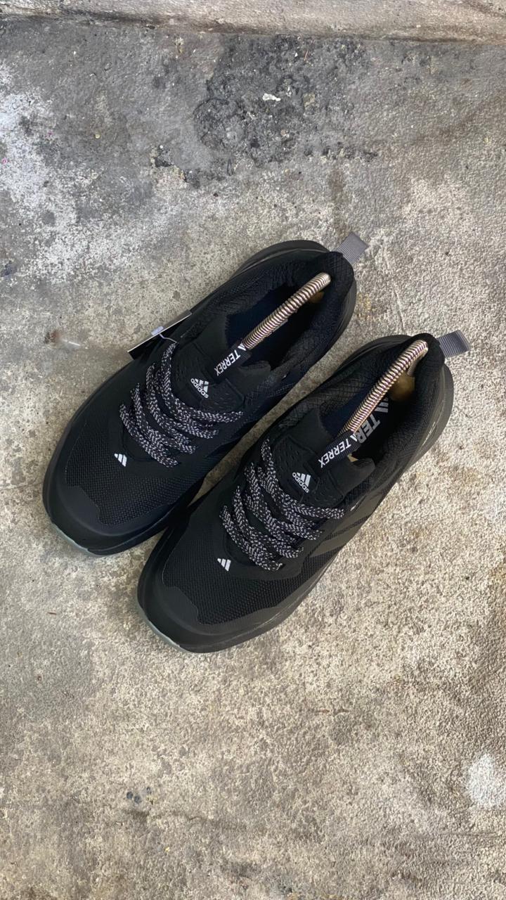 ADIDAS TERREX 2026 NEGRO AZUL - Image 2