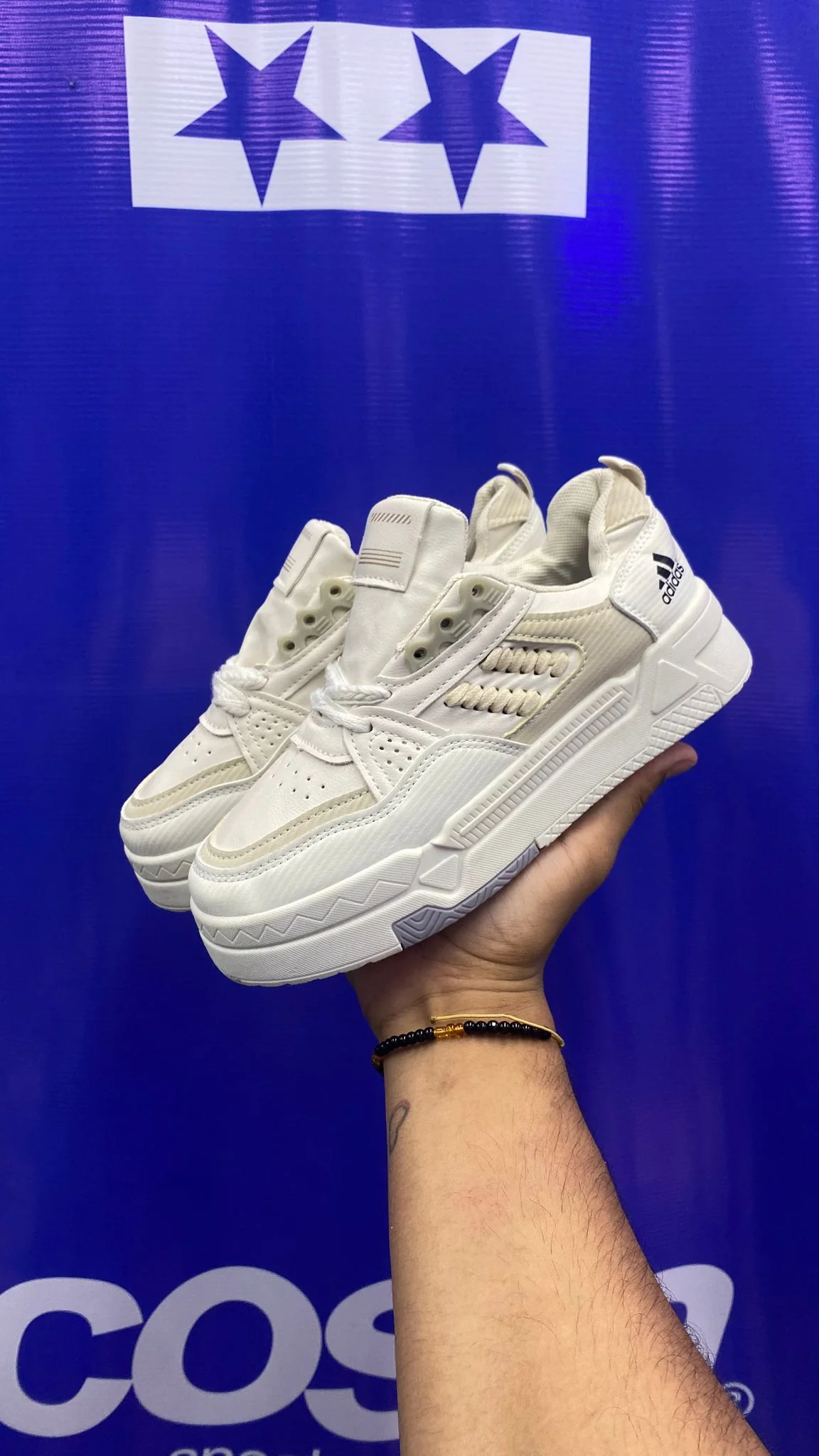 ADIDAS TRENZAS BLANCO BEIGE - Image 4