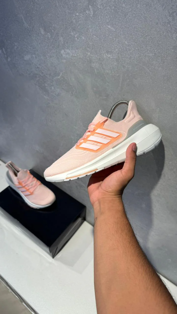ADIDAS ULTRABOOST 21 ROSADO - Image 6