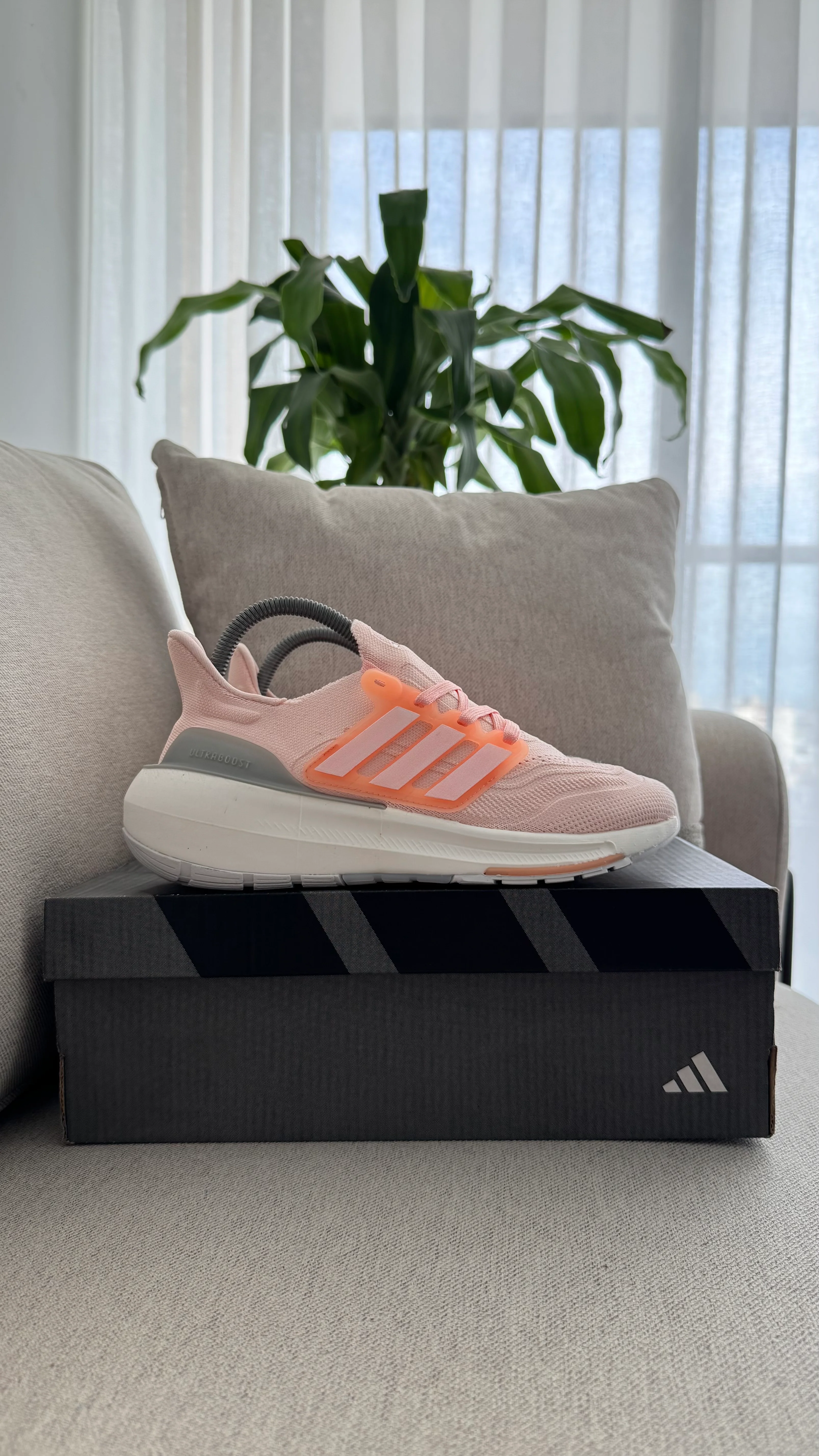 ADIDAS ULTRABOOST 21 ROSADO - Image 7