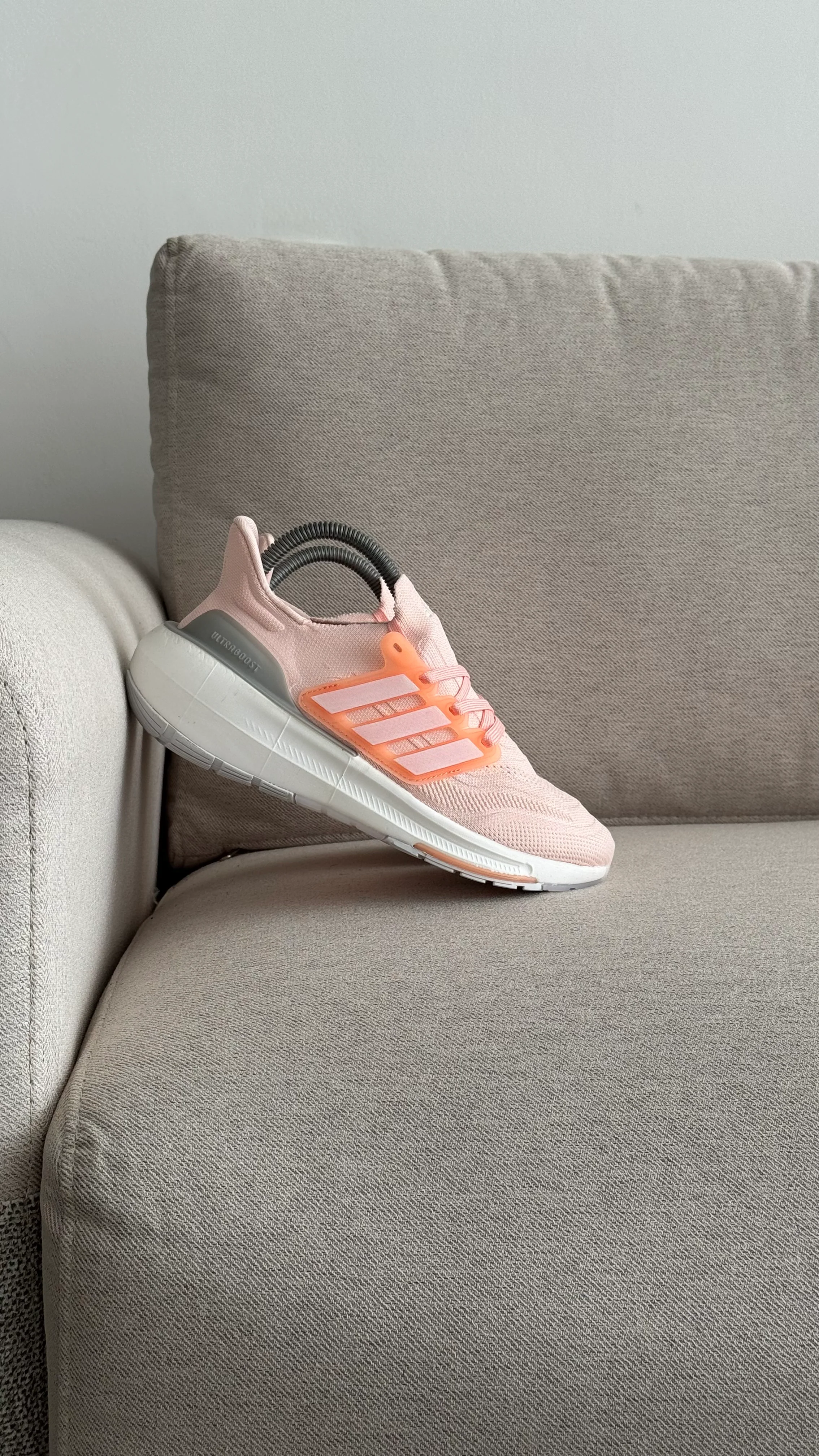 ADIDAS ULTRABOOST 21 ROSADO - Image 8