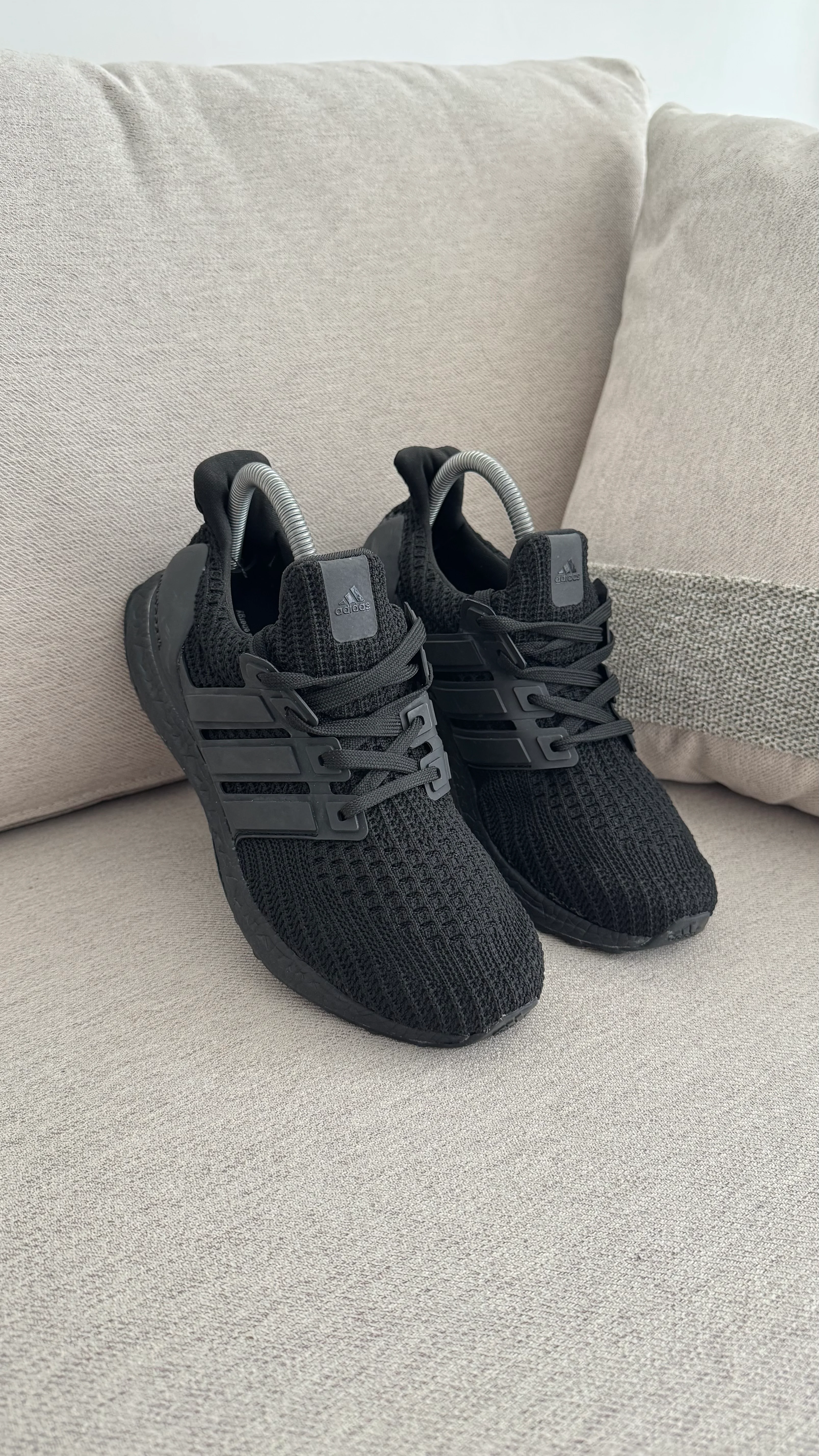 ADIDAS ULTRABOOST CLASICO NEGRO PROMO - Image 10