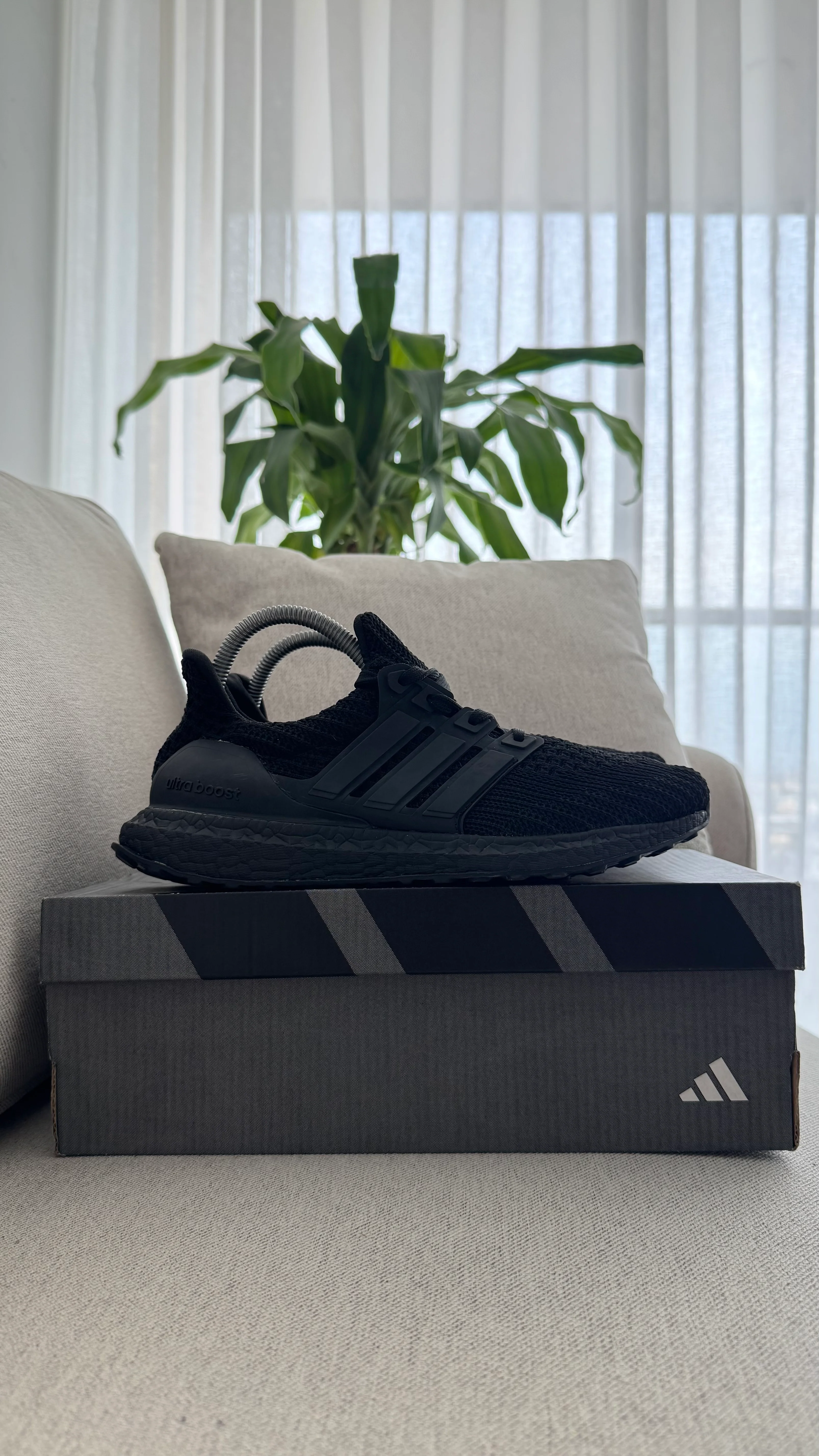 ADIDAS ULTRABOOST CLASICO NEGRO PROMO - Image 8