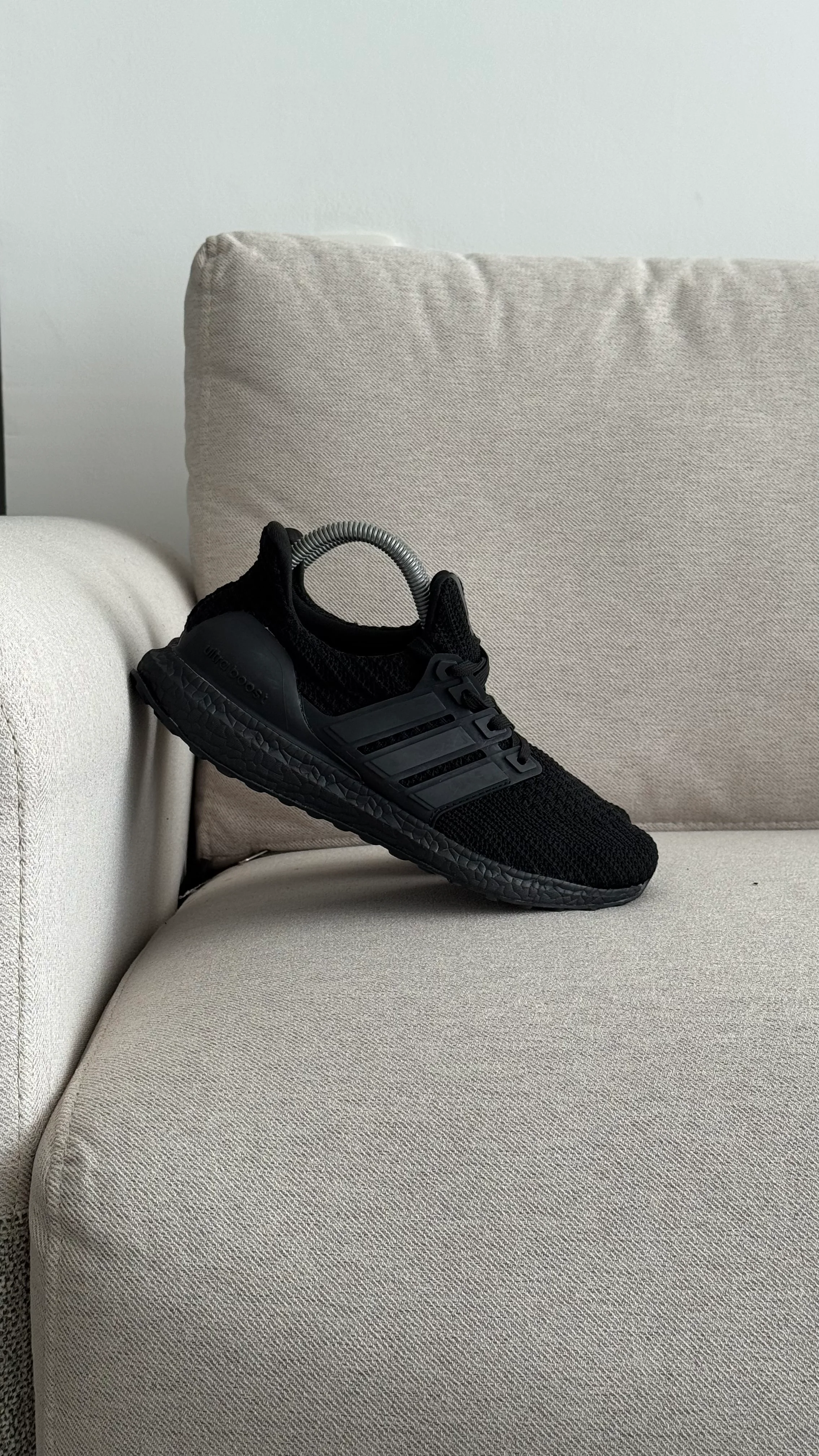ADIDAS ULTRABOOST CLASICO NEGRO PROMO - Image 9