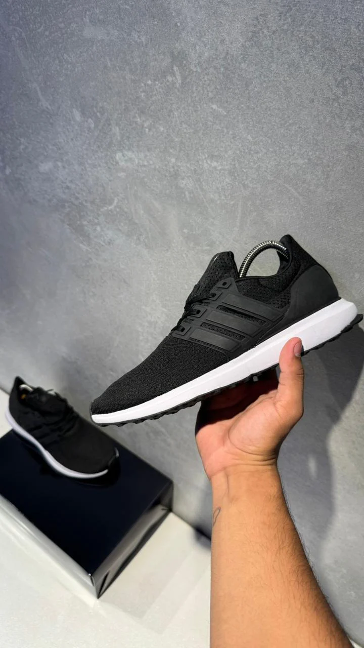 ADIDAS ULTRABOOST NEGRO BLANCO PROMO - Image 3