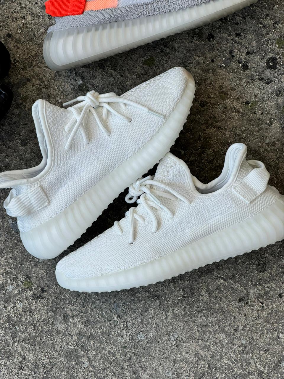 ADIDAS YEEZY BLANCA 350 - Image 3