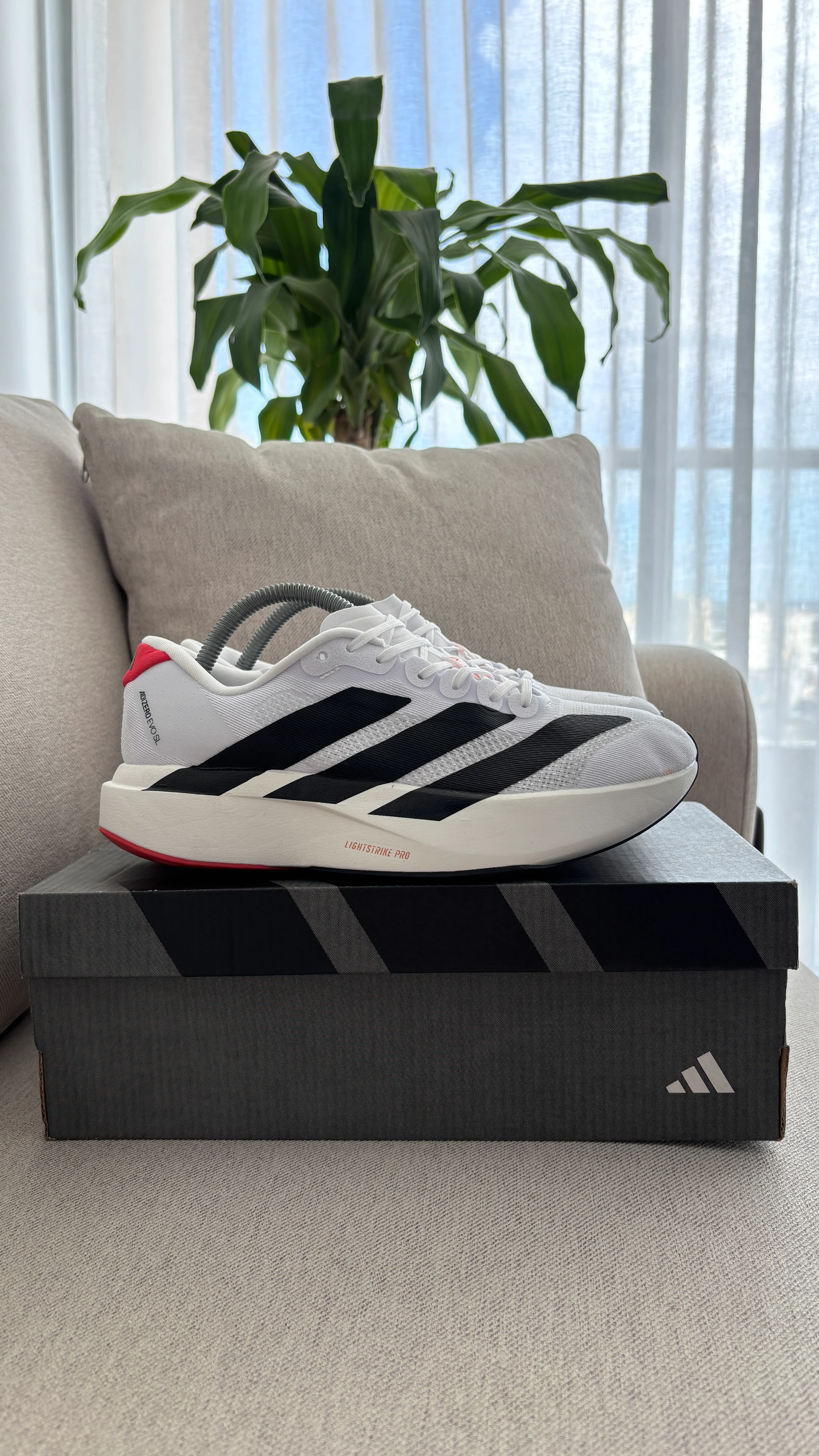 ADIZERO BLANCO NEGRO ROJO - Image 5