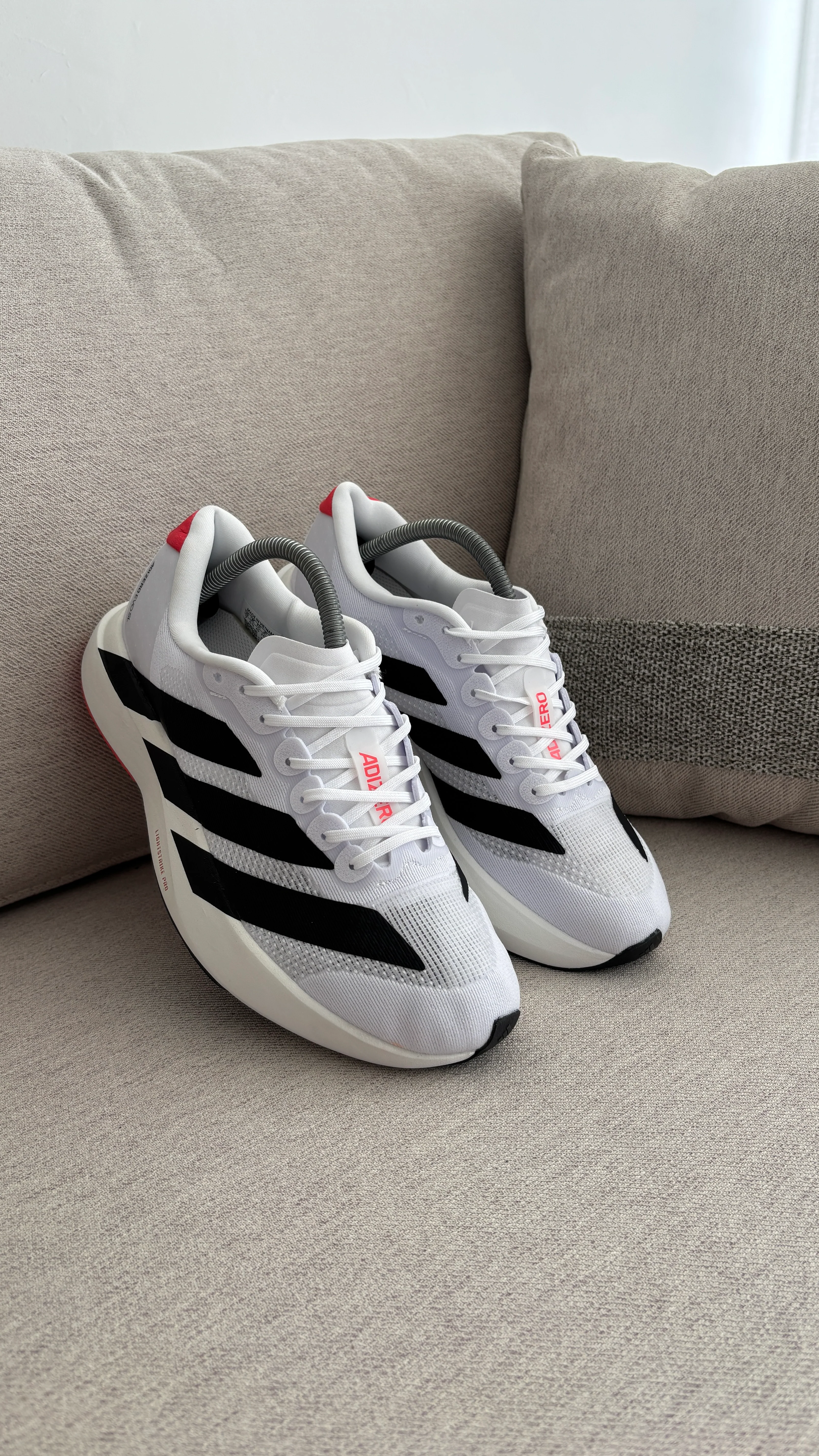 ADIZERO BLANCO NEGRO ROJO - Image 7
