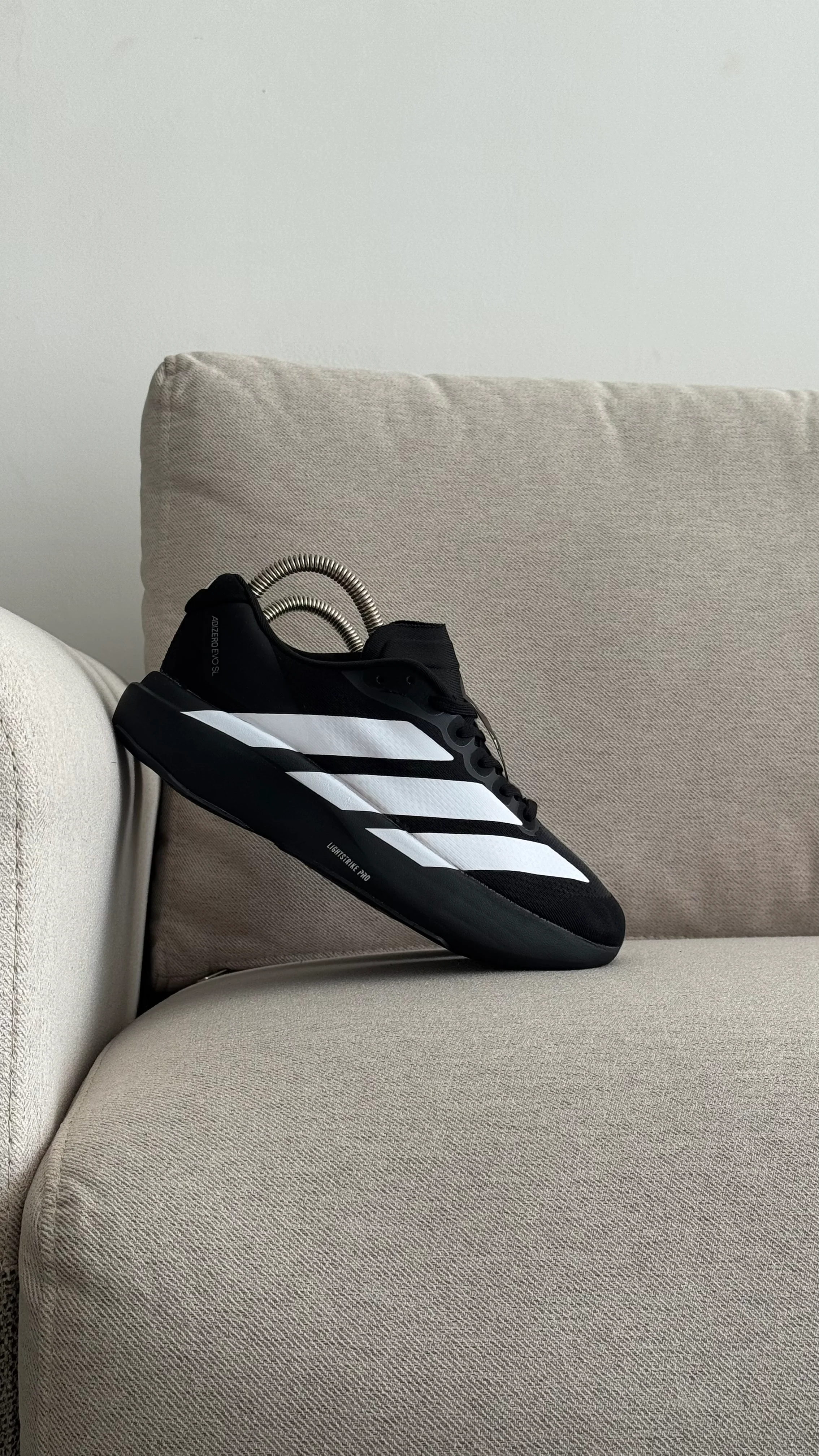 ADIZERO NEGRO BLANCO - Image 6