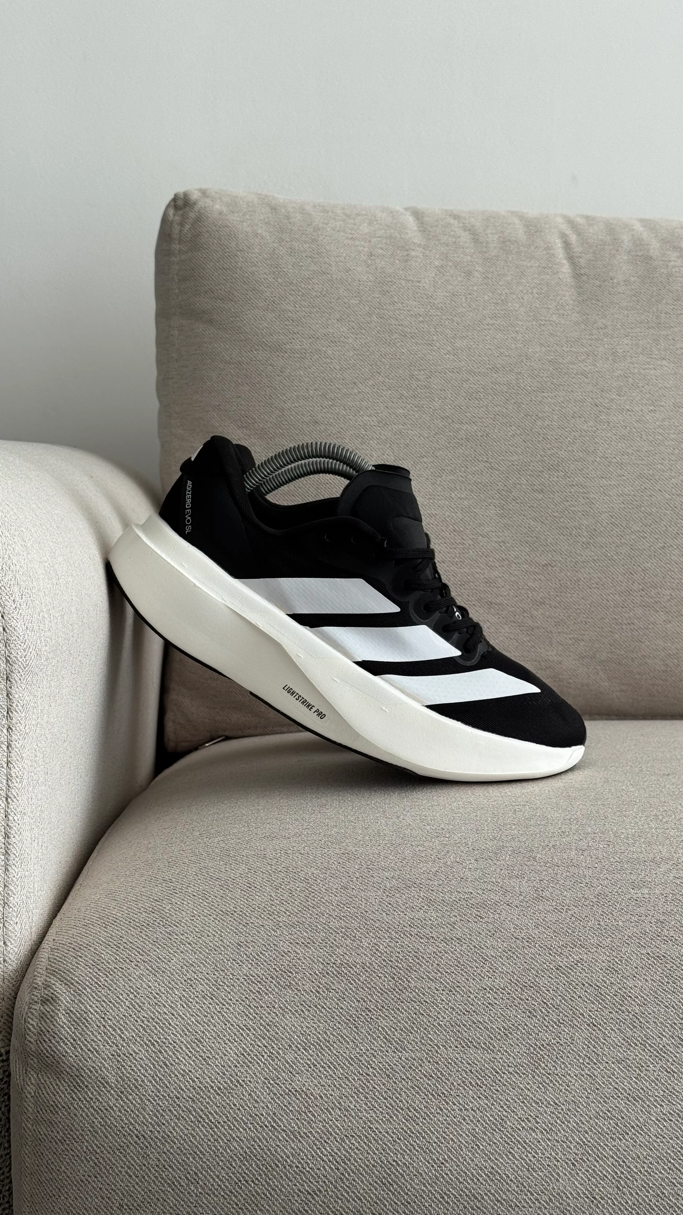 ADIZERO NEGRO BLANCO - Image 5